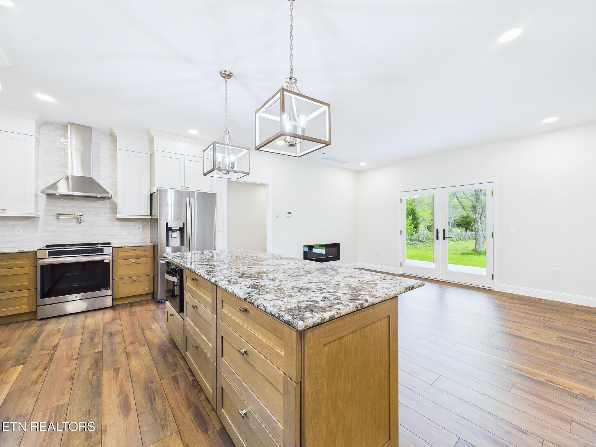 1483 Reagan Valley Road Tellico Plains TN 37385