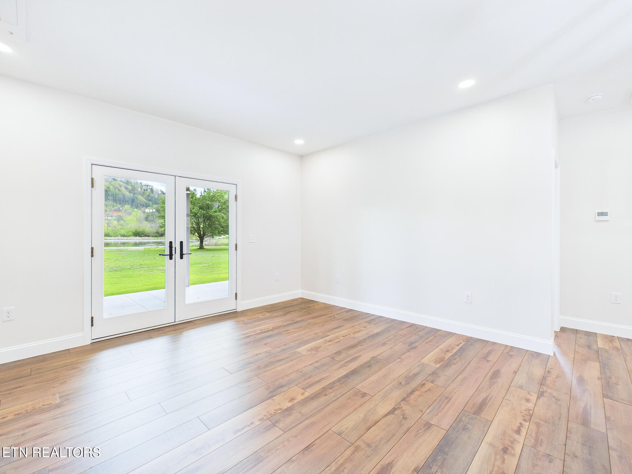 1483 Reagan Valley Road Tellico Plains TN 37385