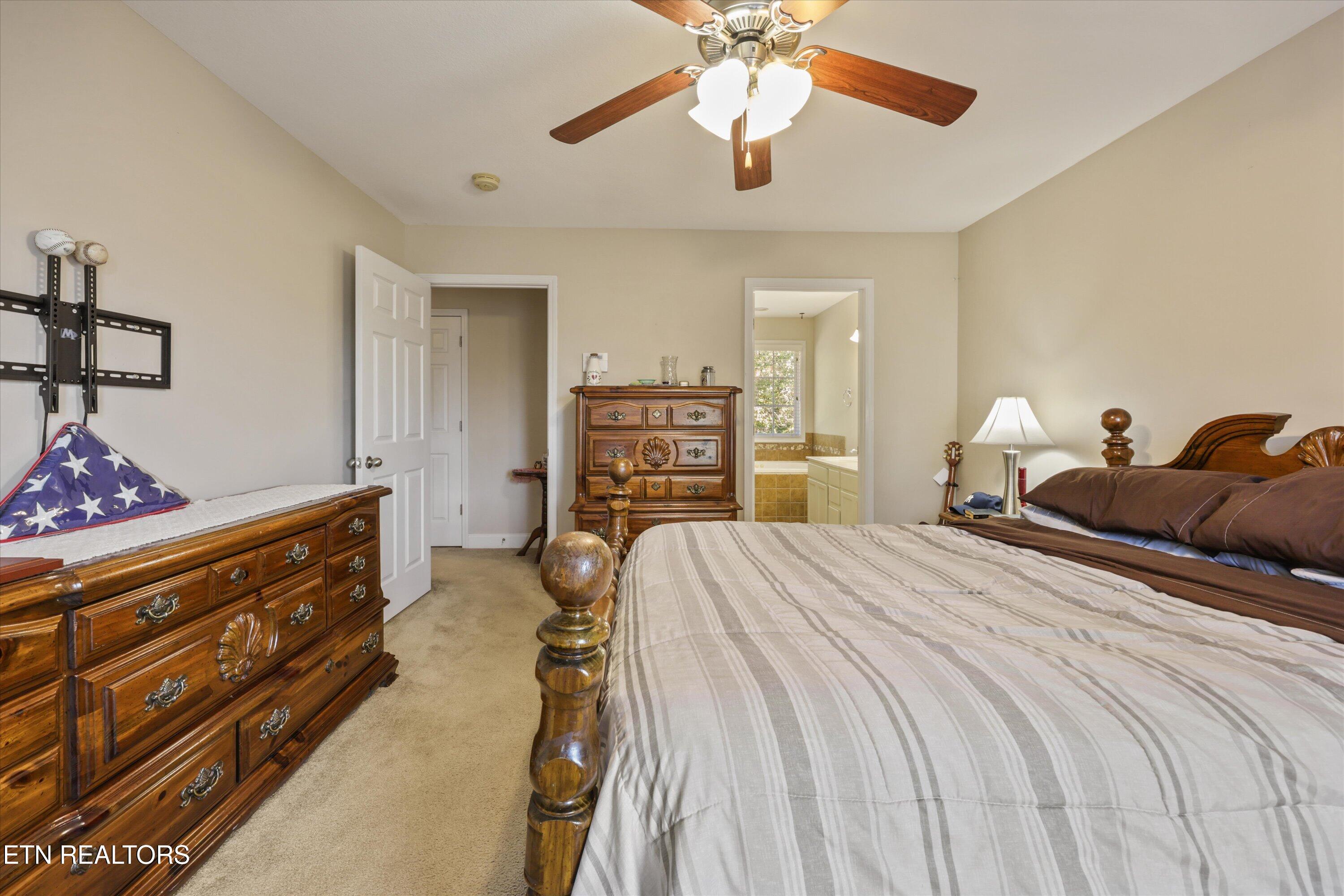 3418 Grassy Pointe Lane Knoxville TN 37931