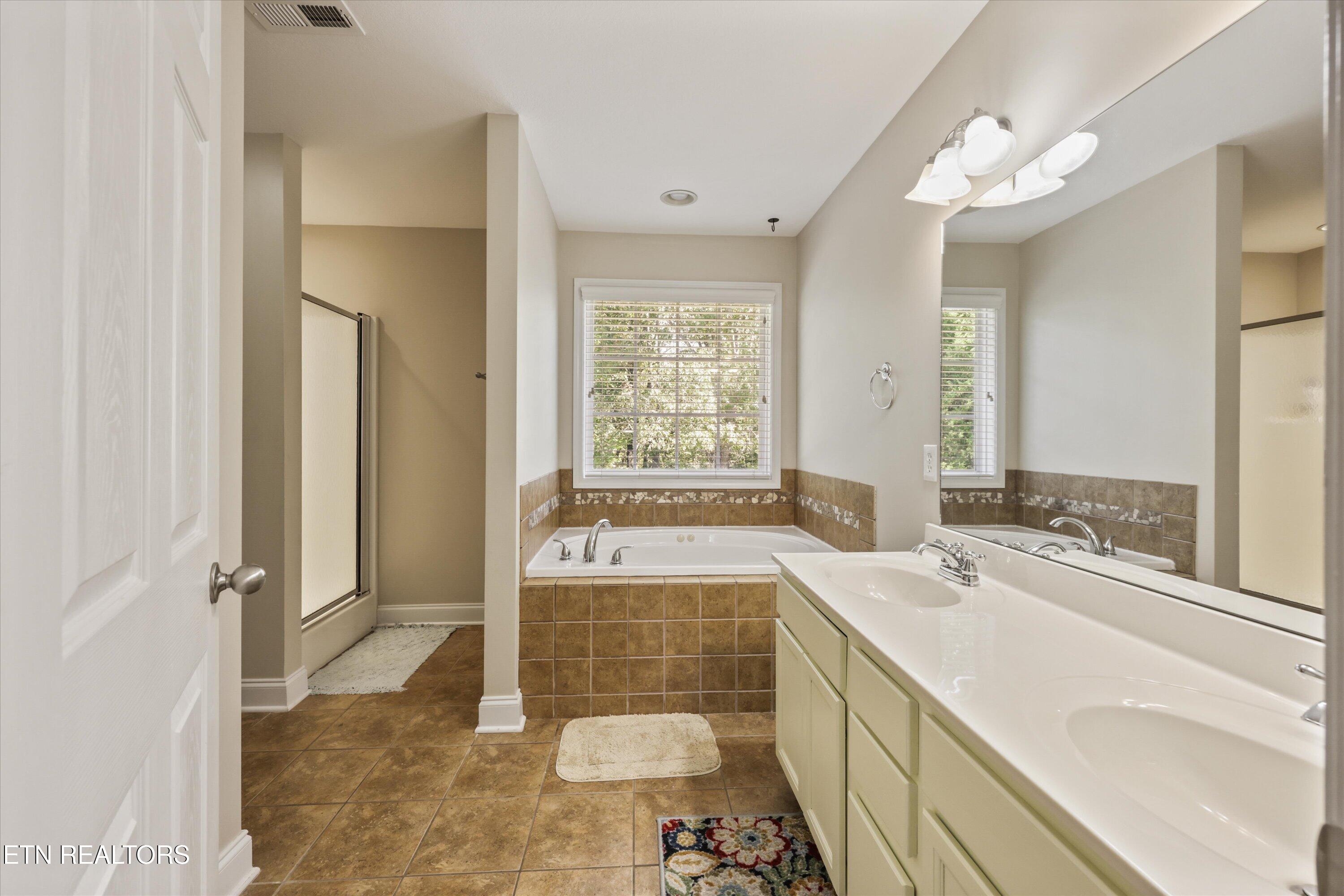 3418 Grassy Pointe Lane Knoxville TN 37931