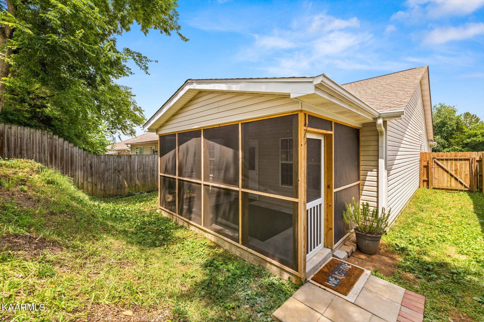 3373 Cummins Lane Knoxville TN 37921
