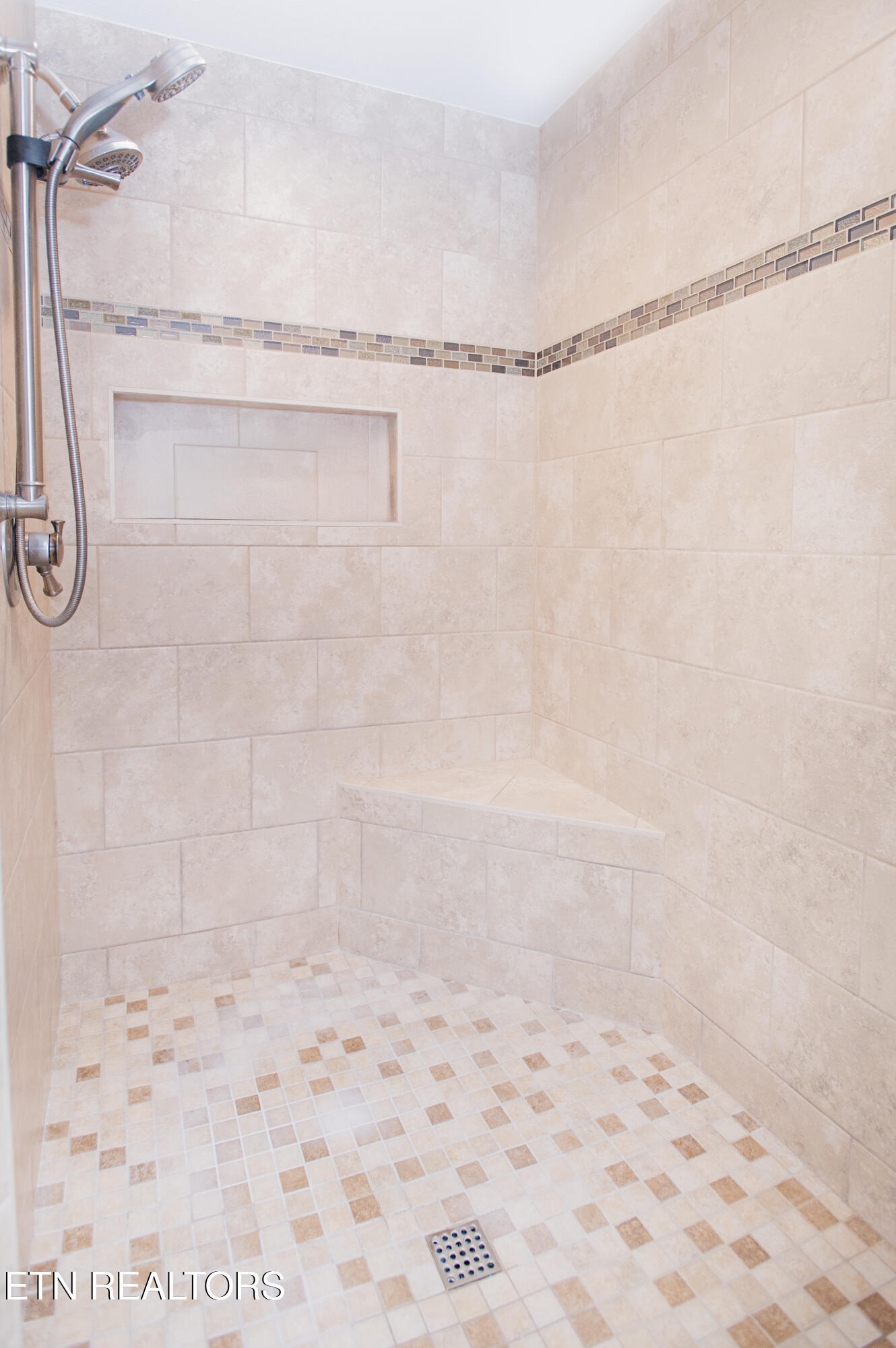 104 Kenwood Drive Crossville TN 38558