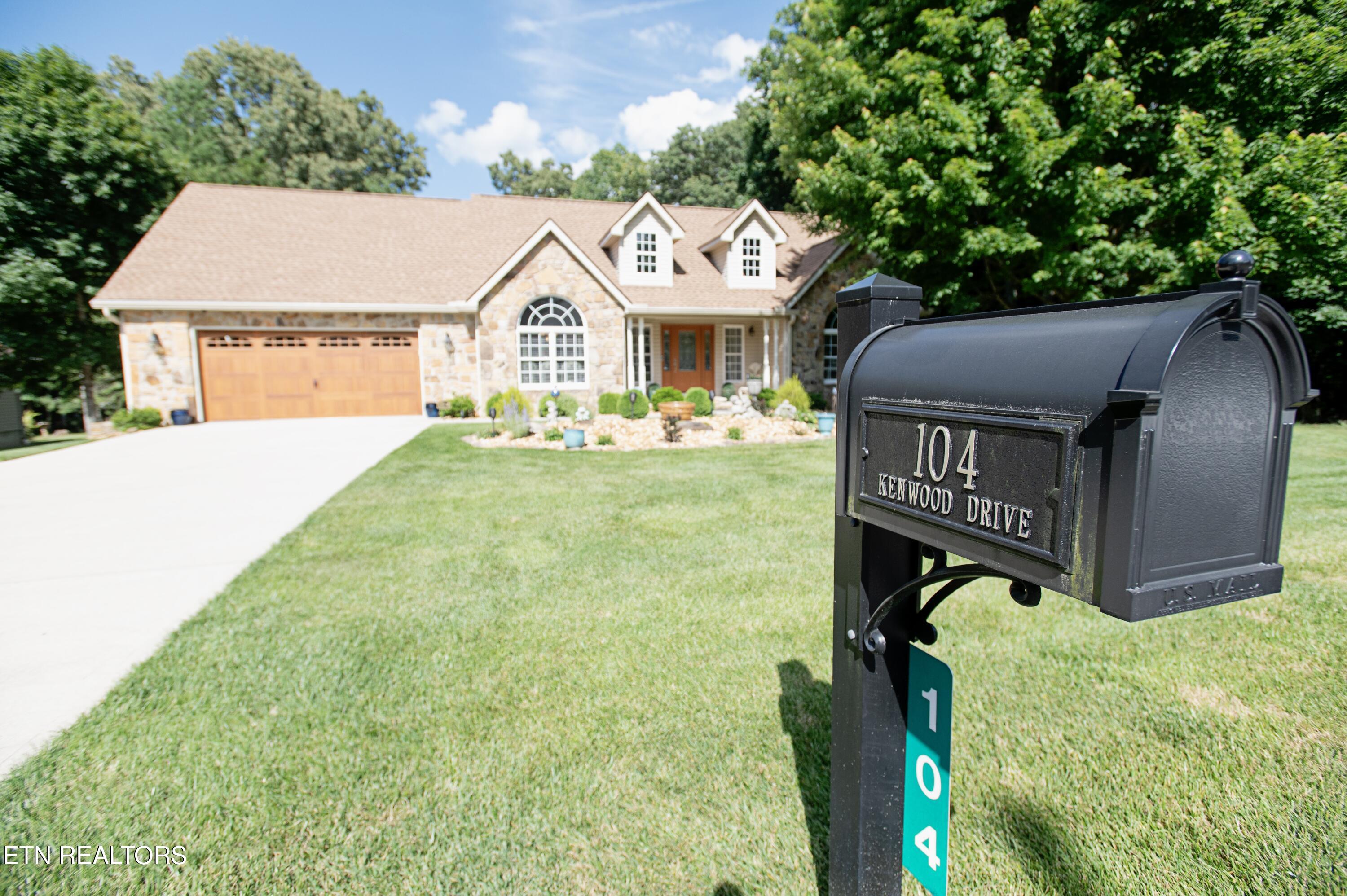 104 Kenwood Drive Crossville TN 38558