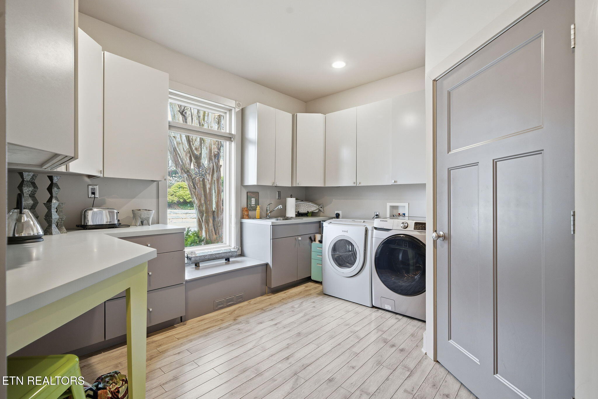 620 W Hill Avenue Knoxville TN 37902