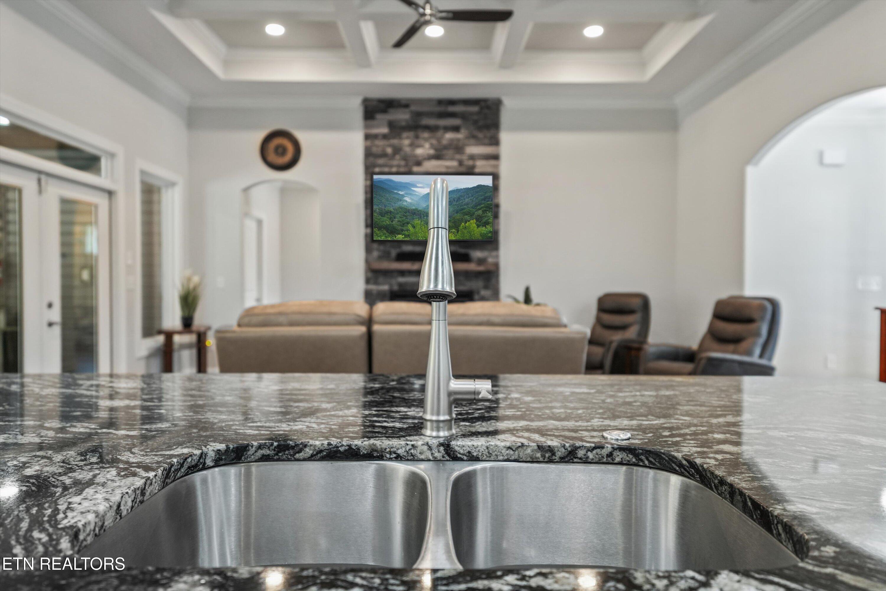 123 Itawa Trail Vonore TN 37885
