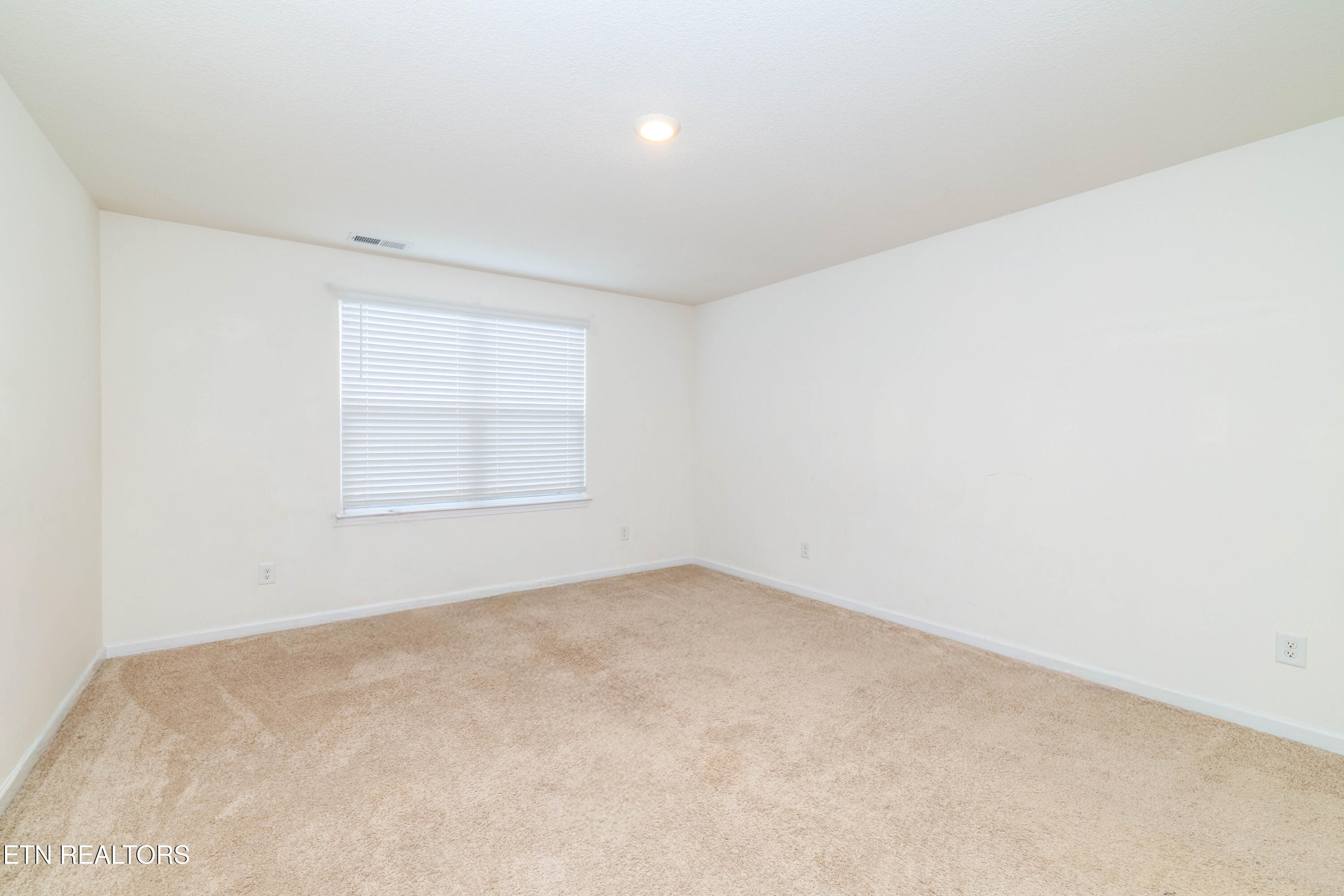 213 Ibis Loop Oak Ridge TN 37830