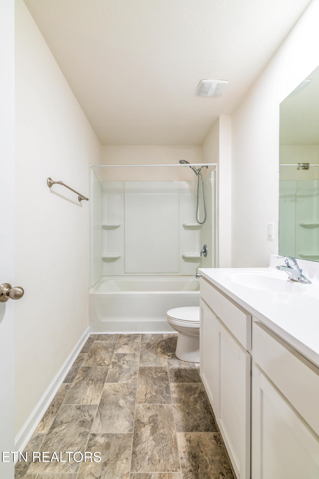213 Ibis Loop Oak Ridge TN 37830