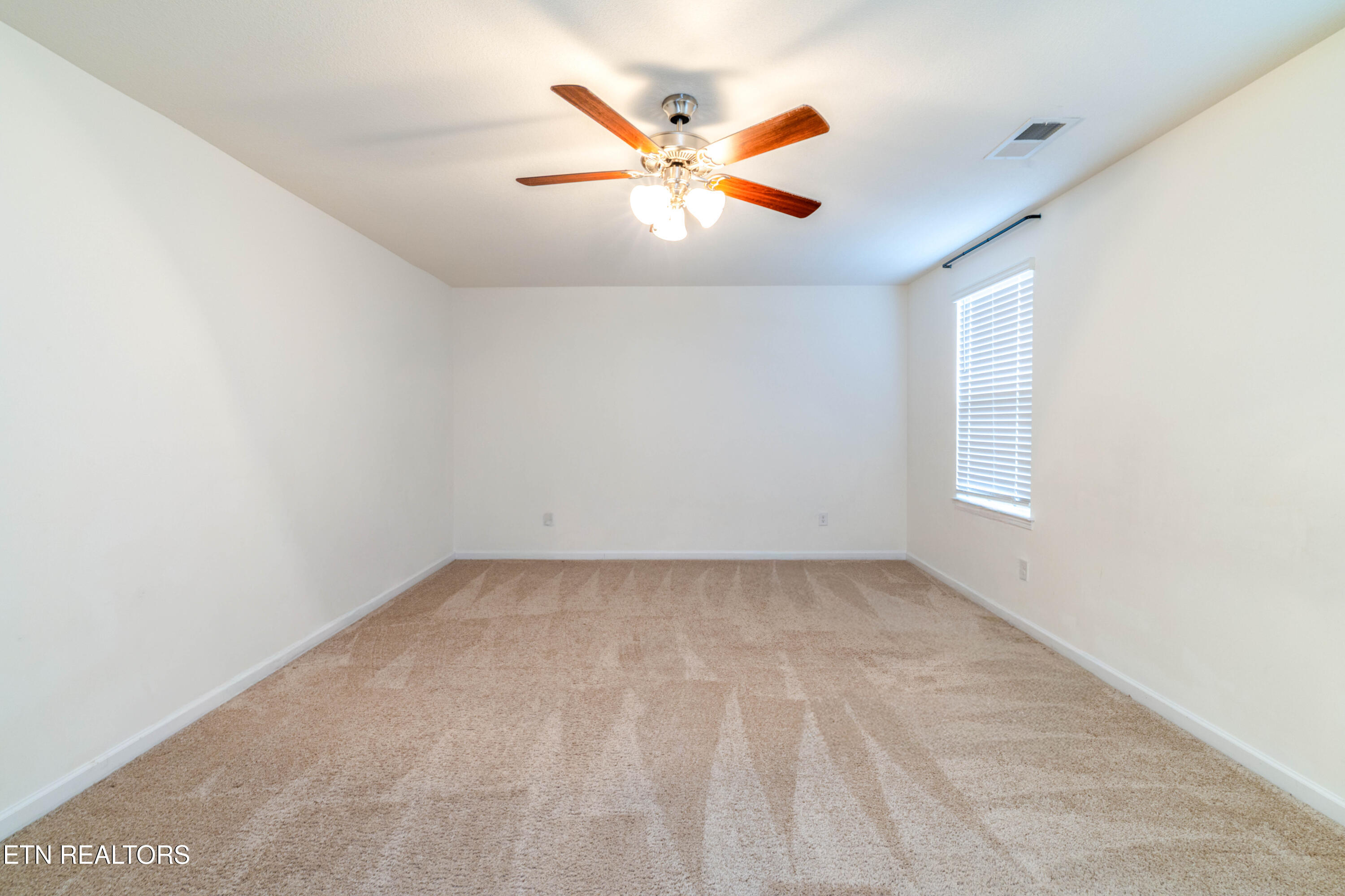 213 Ibis Loop Oak Ridge TN 37830