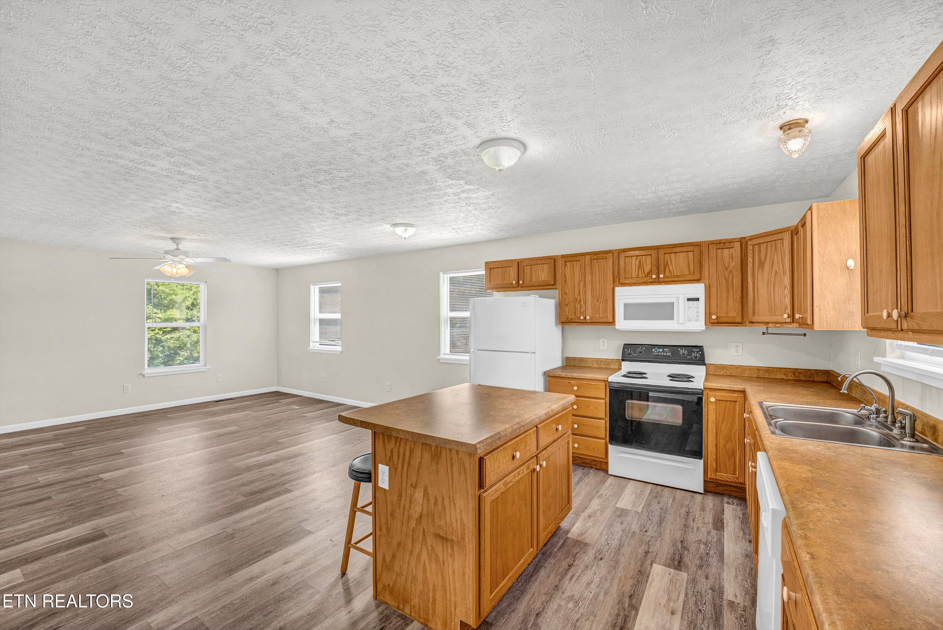 1003 Sierra Way Sevierville TN 37876