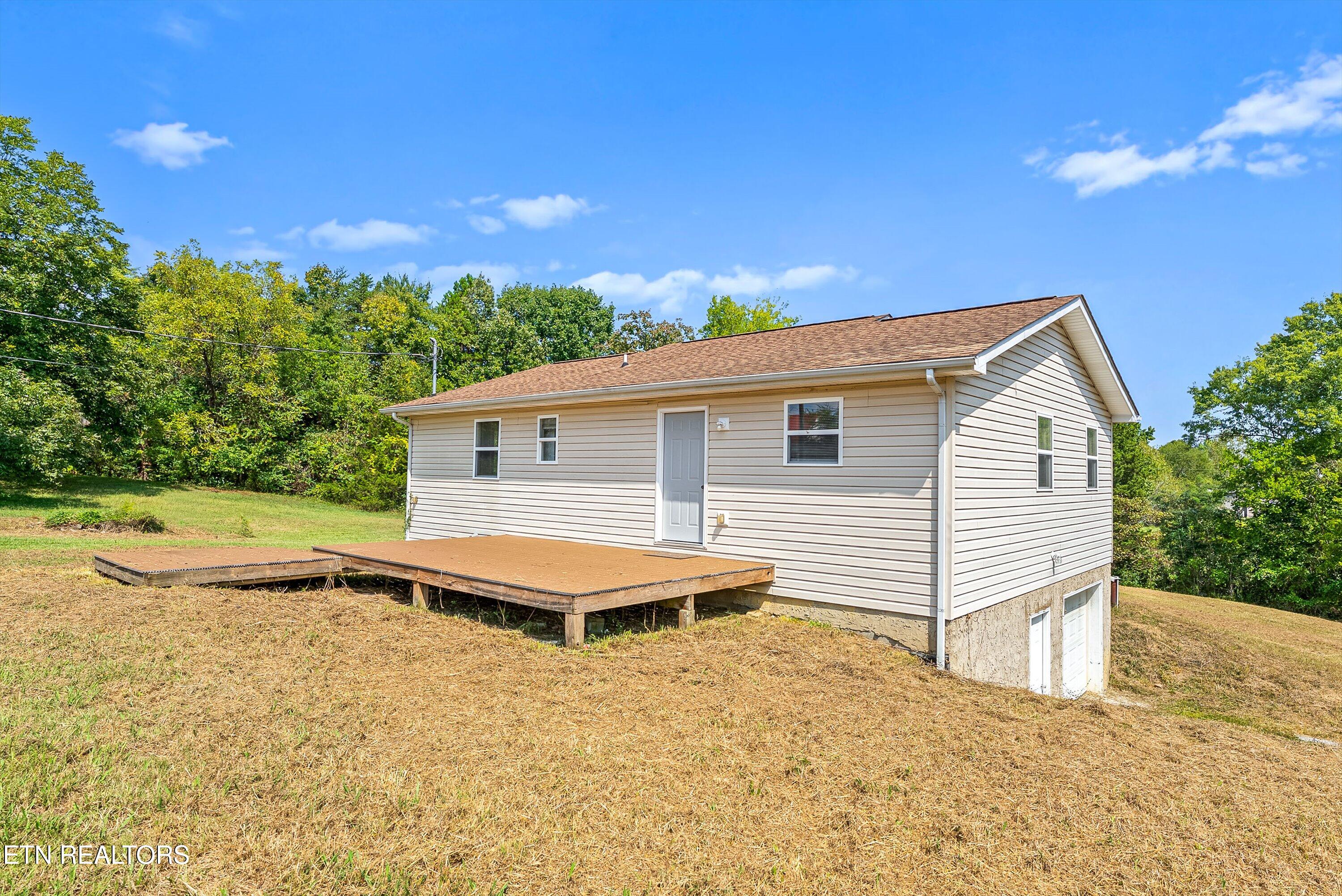 1003 Sierra Way Sevierville TN 37876