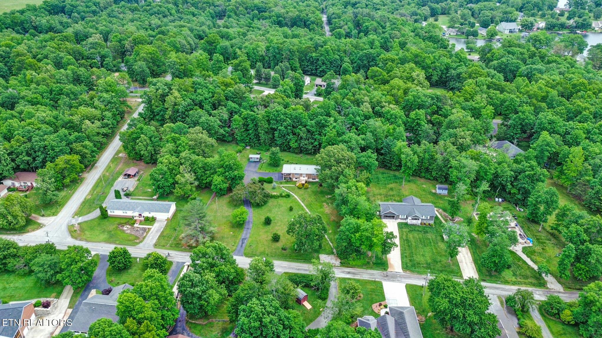 8424 Cherokee Trail Crossville TN 38572