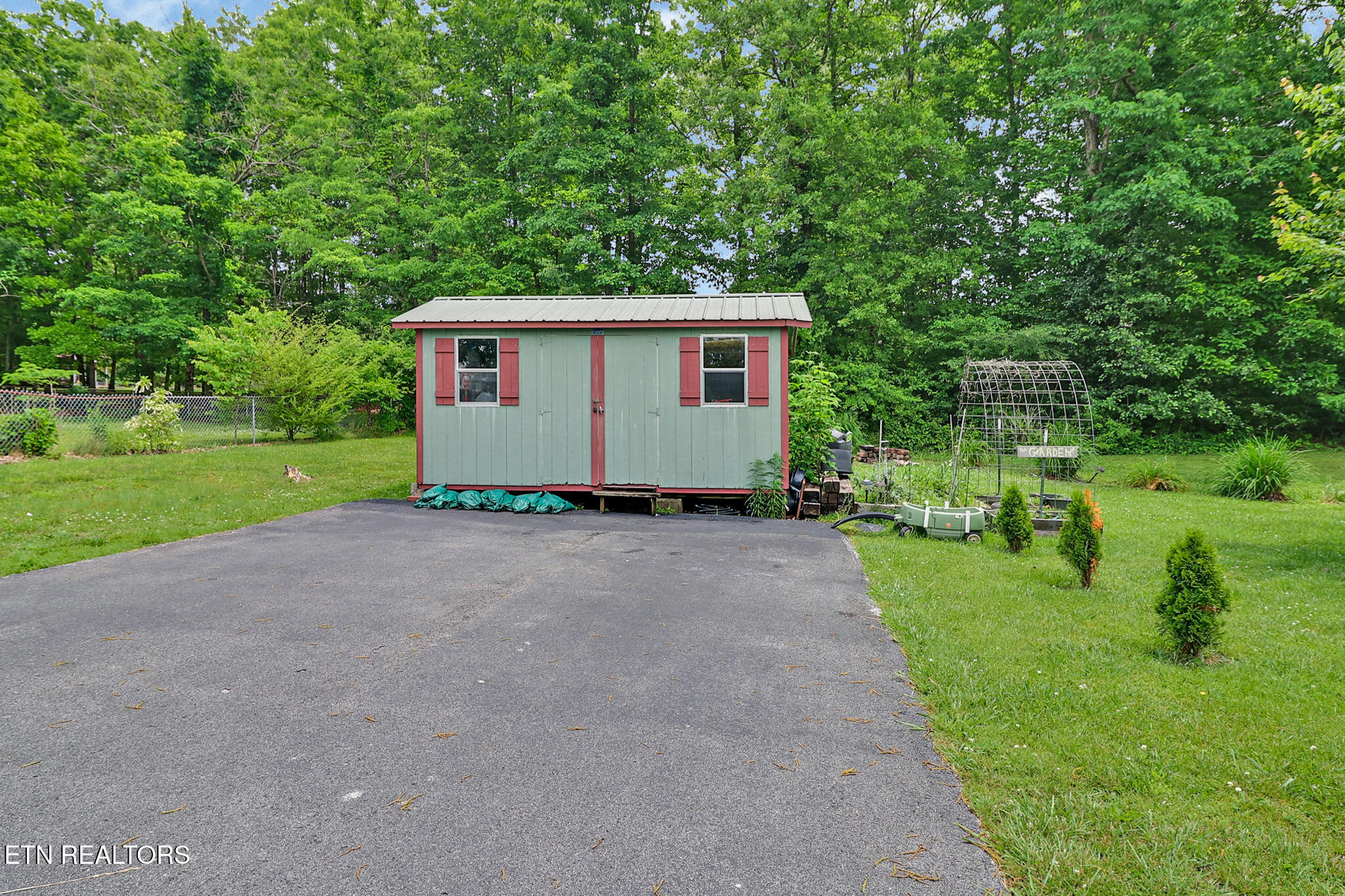 8424 Cherokee Trail Crossville TN 38572