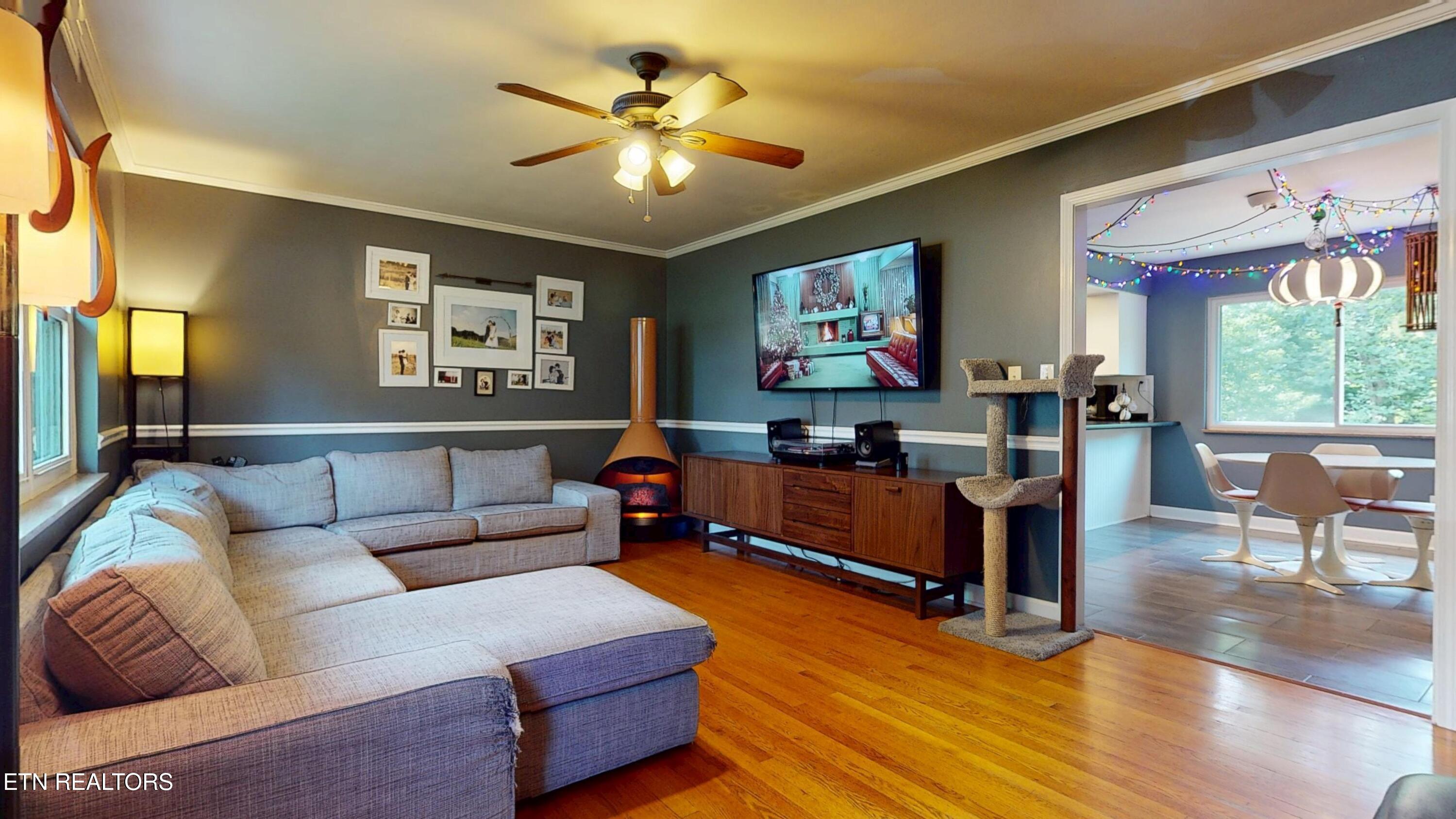 2110 Ridgecrest Drive Maryville TN 37803