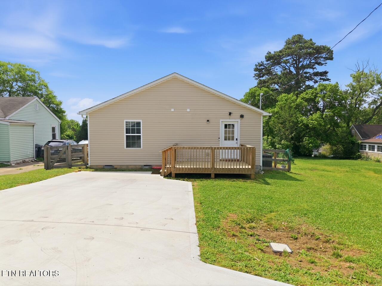 2721 Carson Avenue Knoxville TN 37917