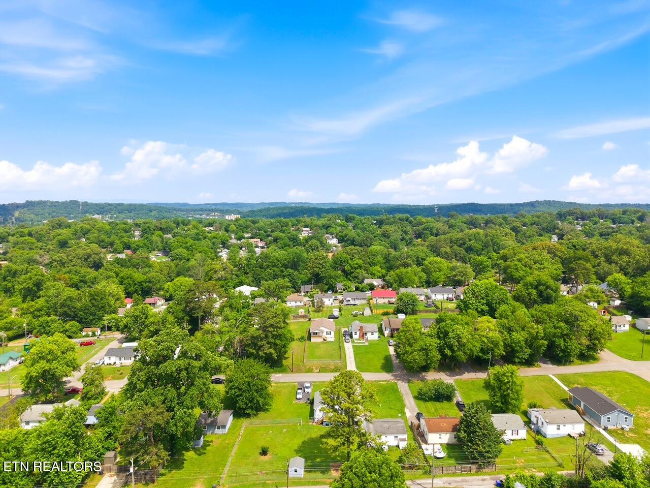 2721 Carson Avenue Knoxville TN 37917