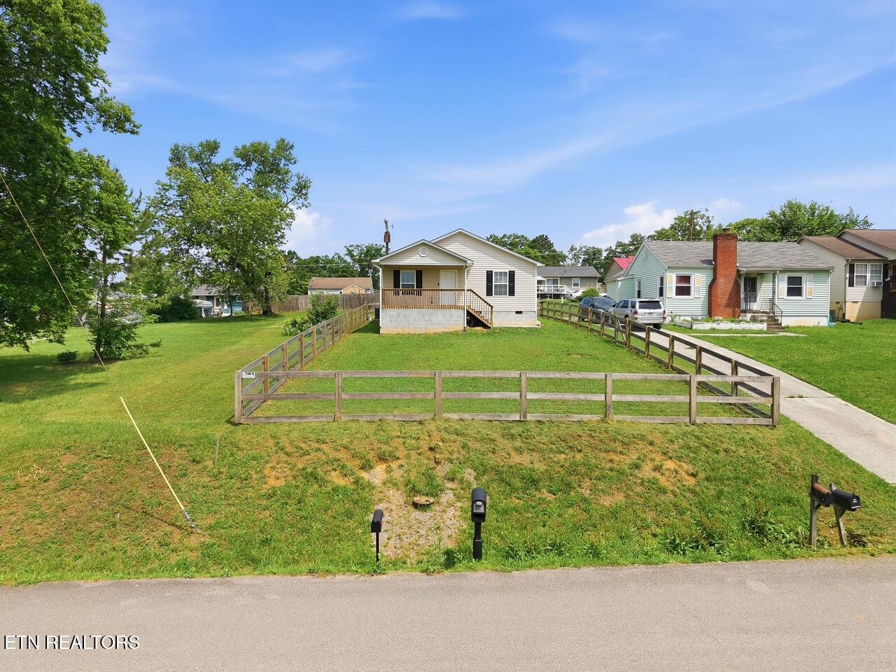 2721 Carson Avenue Knoxville TN 37917