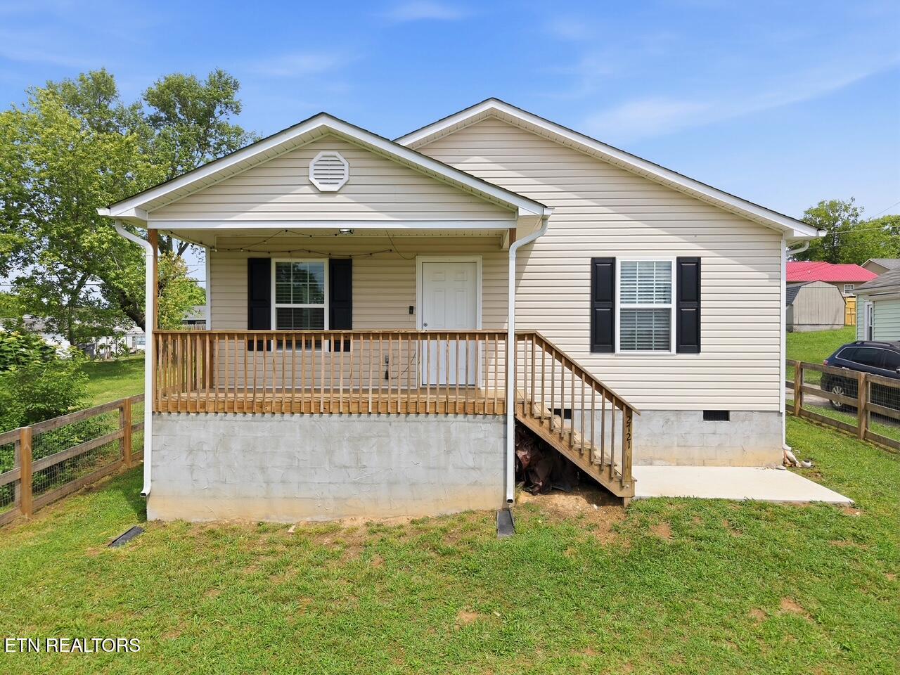 2721 Carson Avenue Knoxville TN 37917