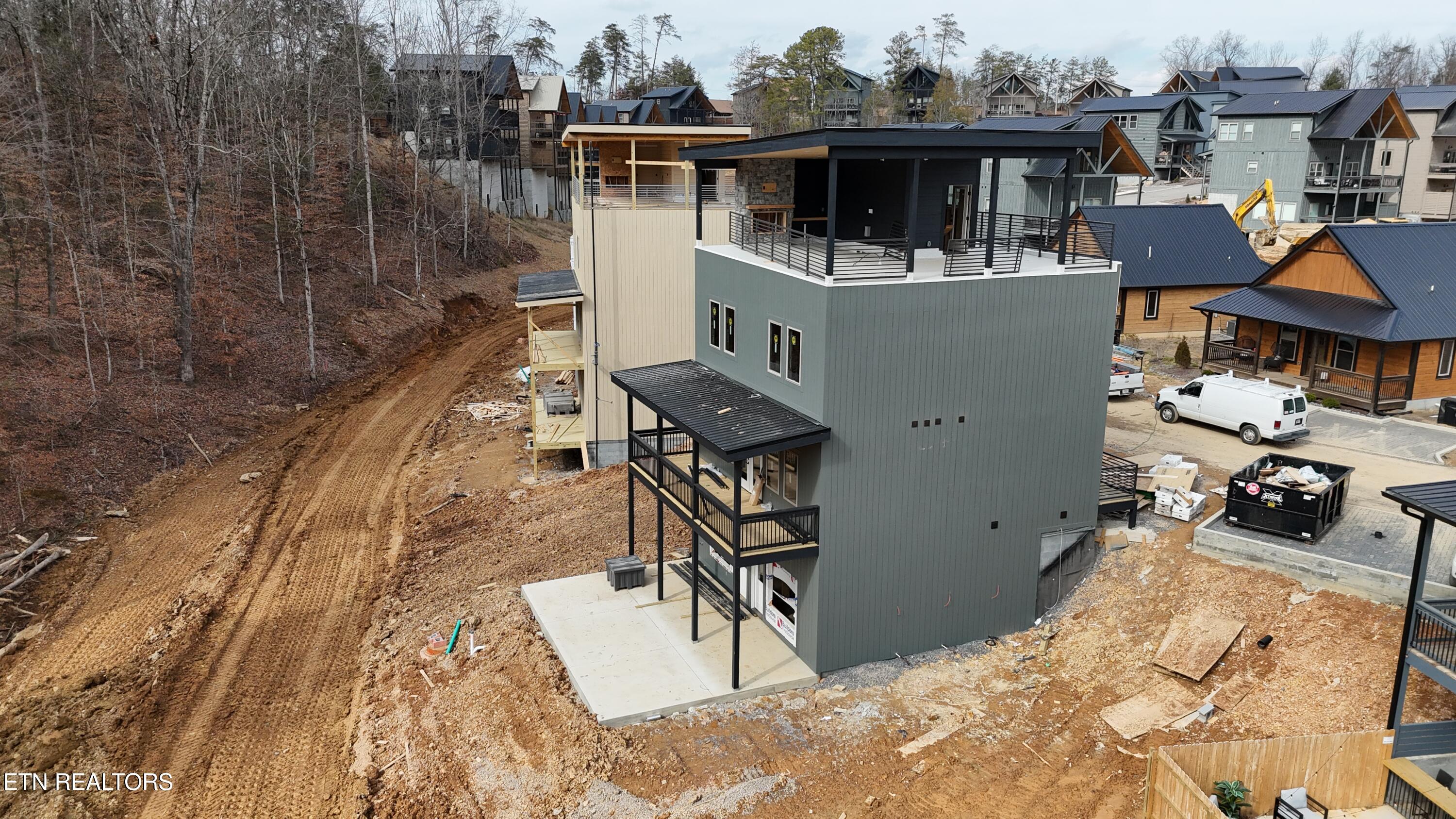 444 Hatchet Way Pigeon Forge TN 37863
