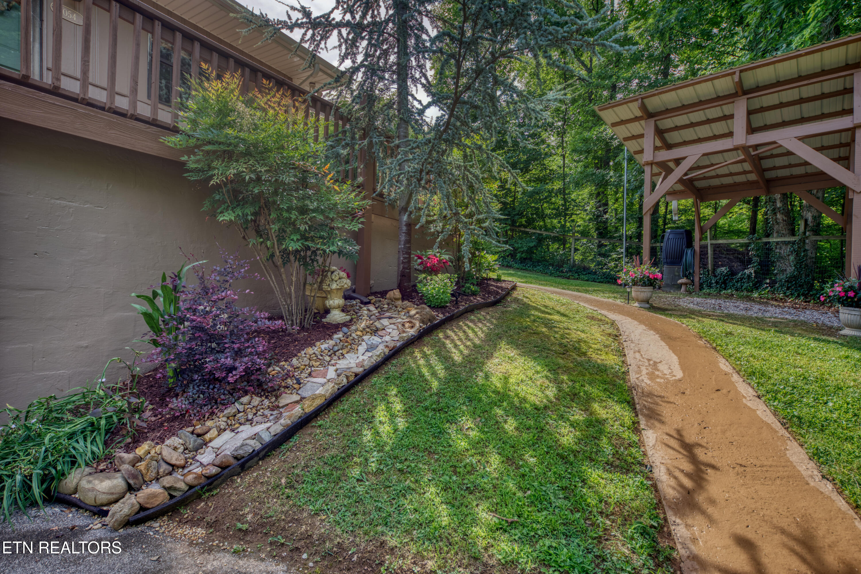 3054 Sinking Springs Road Knoxville TN 37914