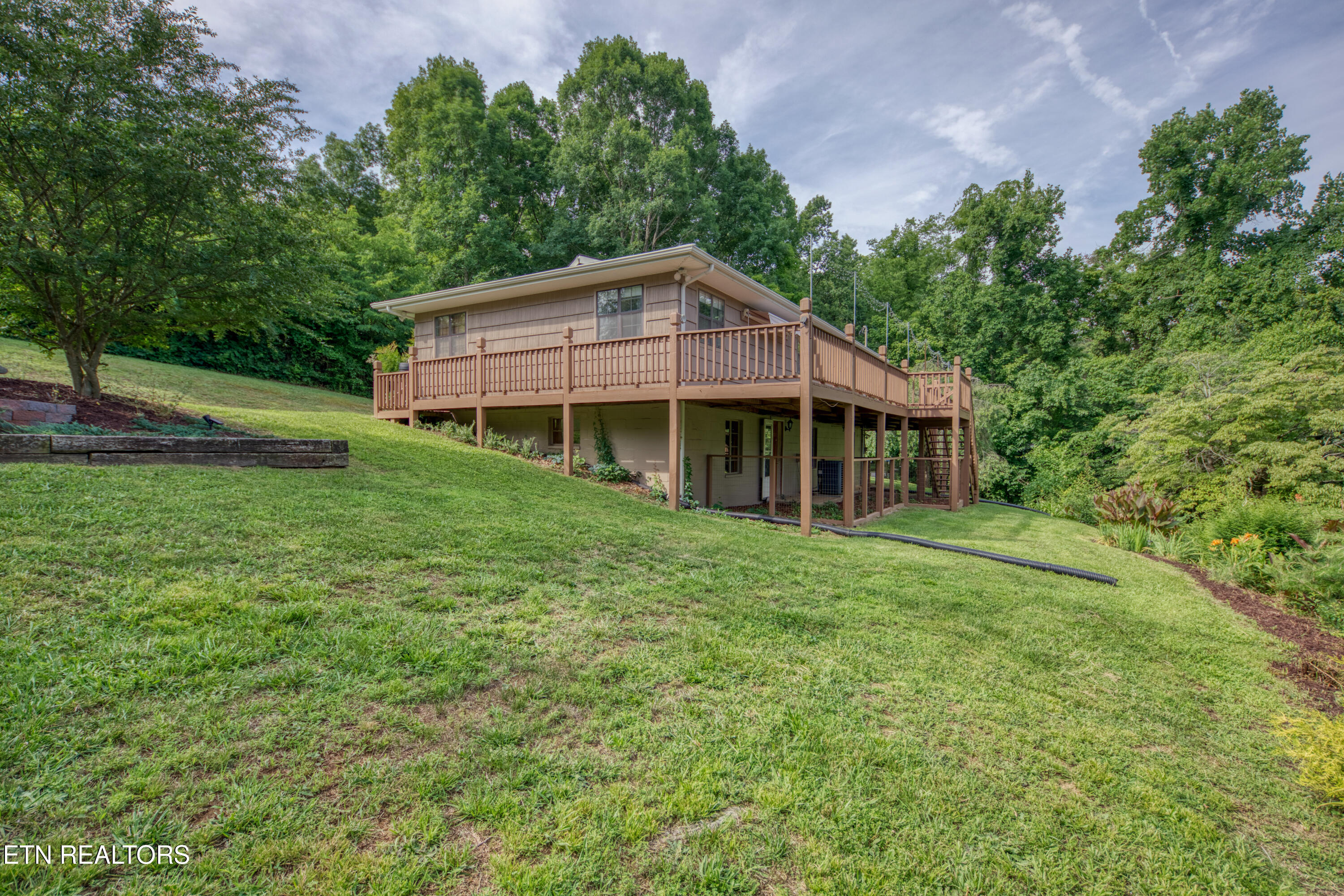 3054 Sinking Springs Road Knoxville TN 37914
