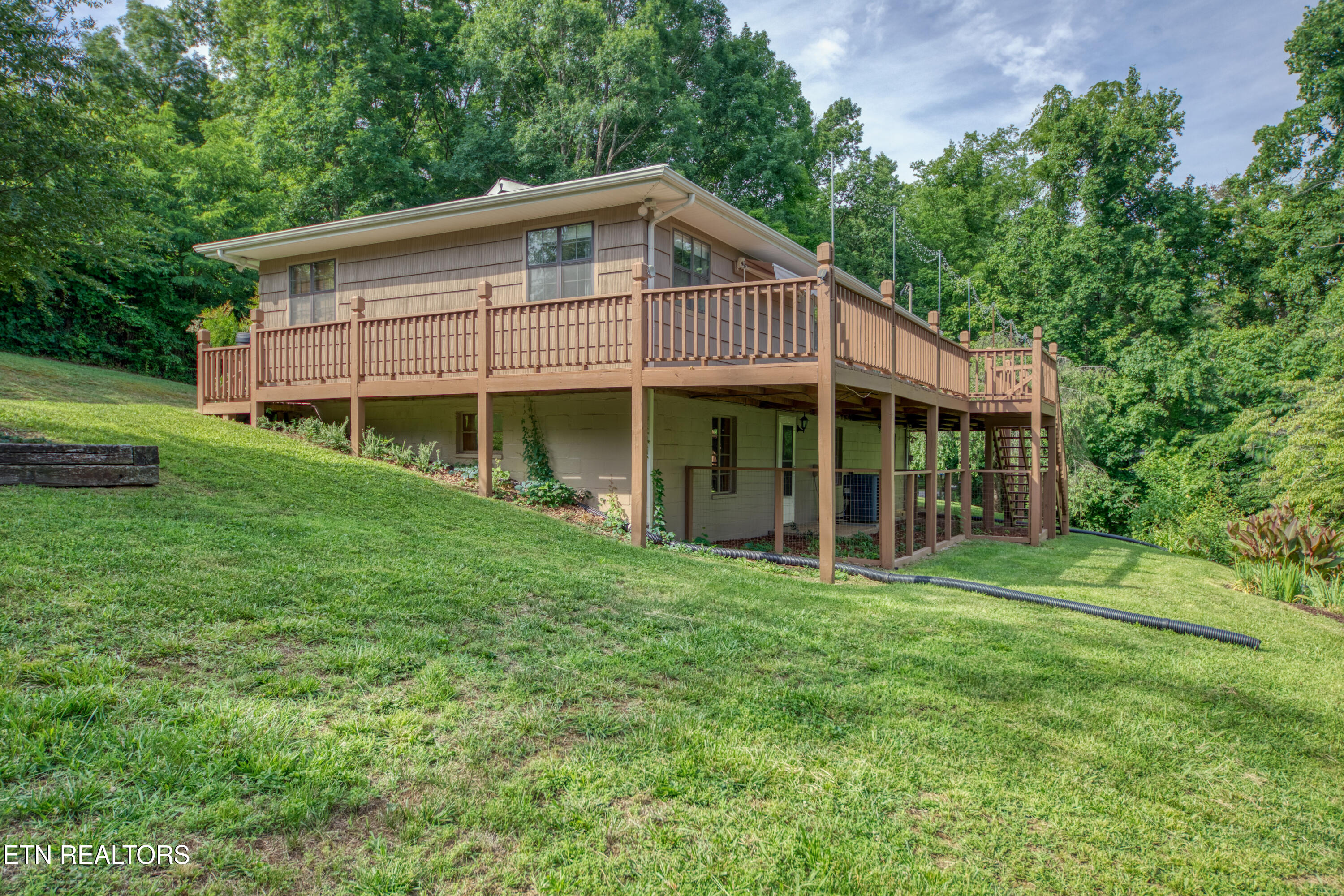 3054 Sinking Springs Road Knoxville TN 37914