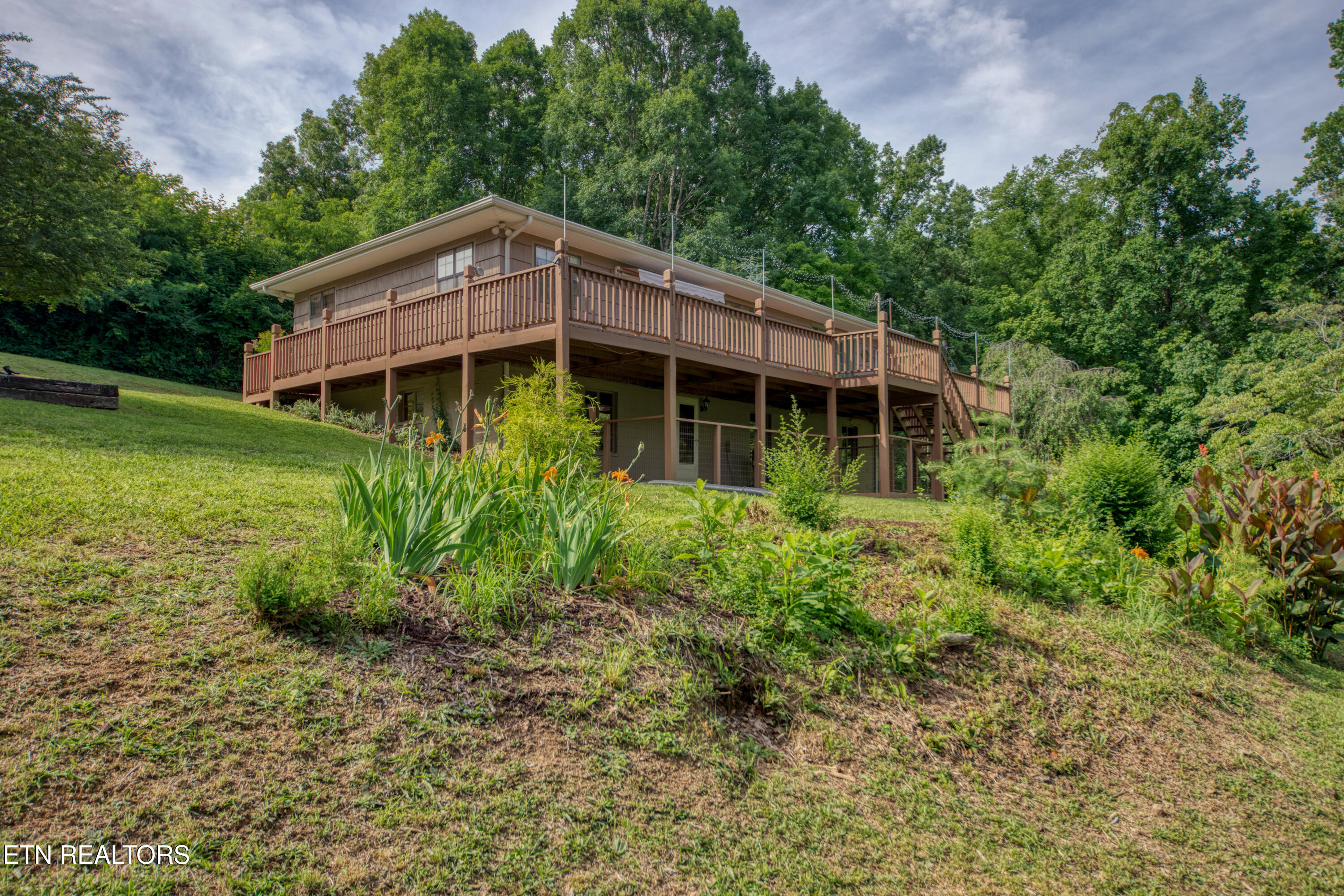 3054 Sinking Springs Road Knoxville TN 37914