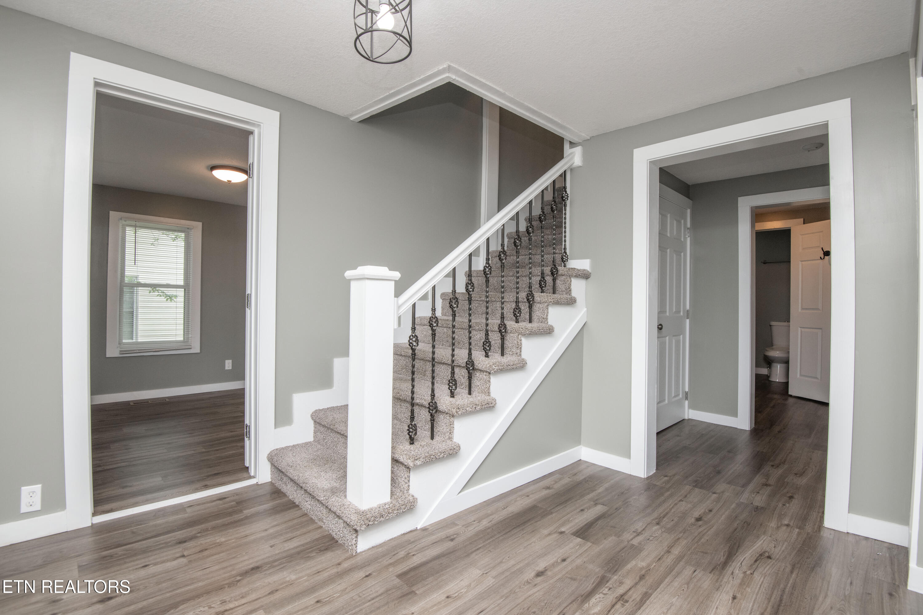 912 Medaris Street Clinton TN 37716