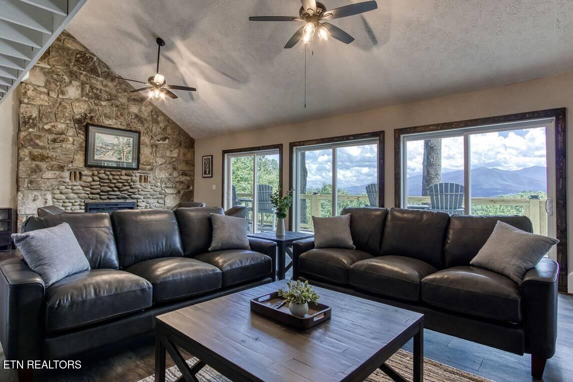 1120 Tanrac Trail Gatlinburg TN 37738