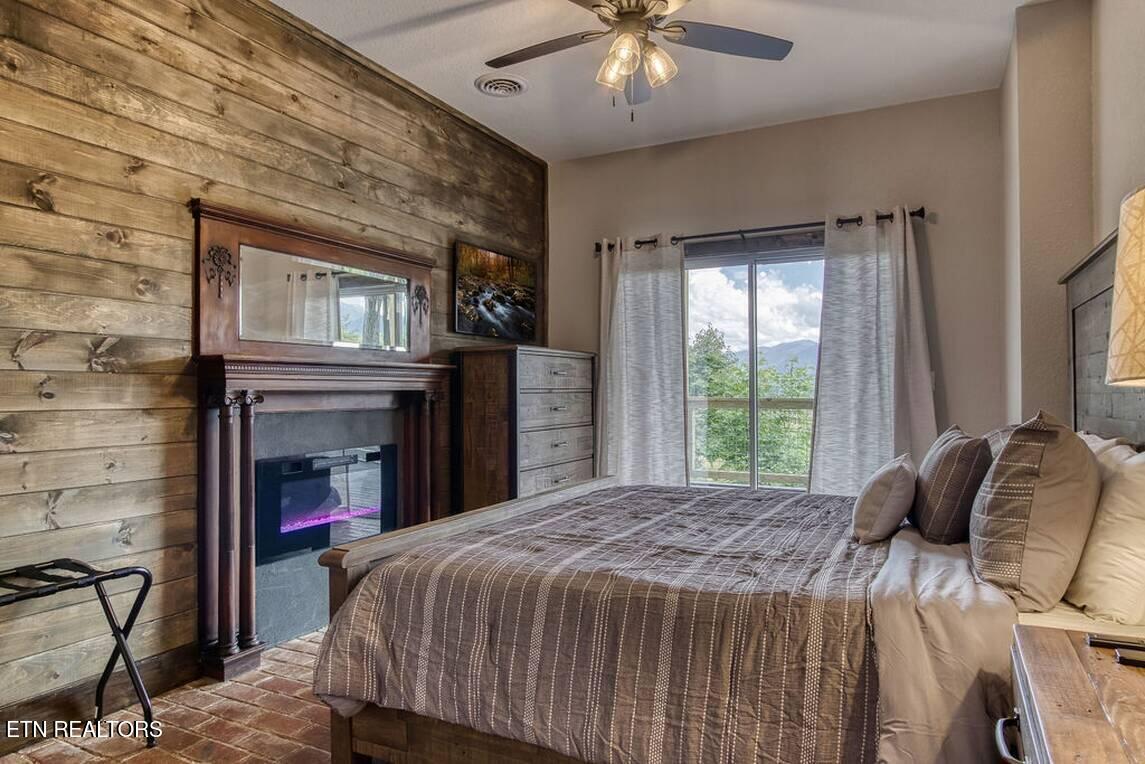 1120 Tanrac Trail Gatlinburg TN 37738