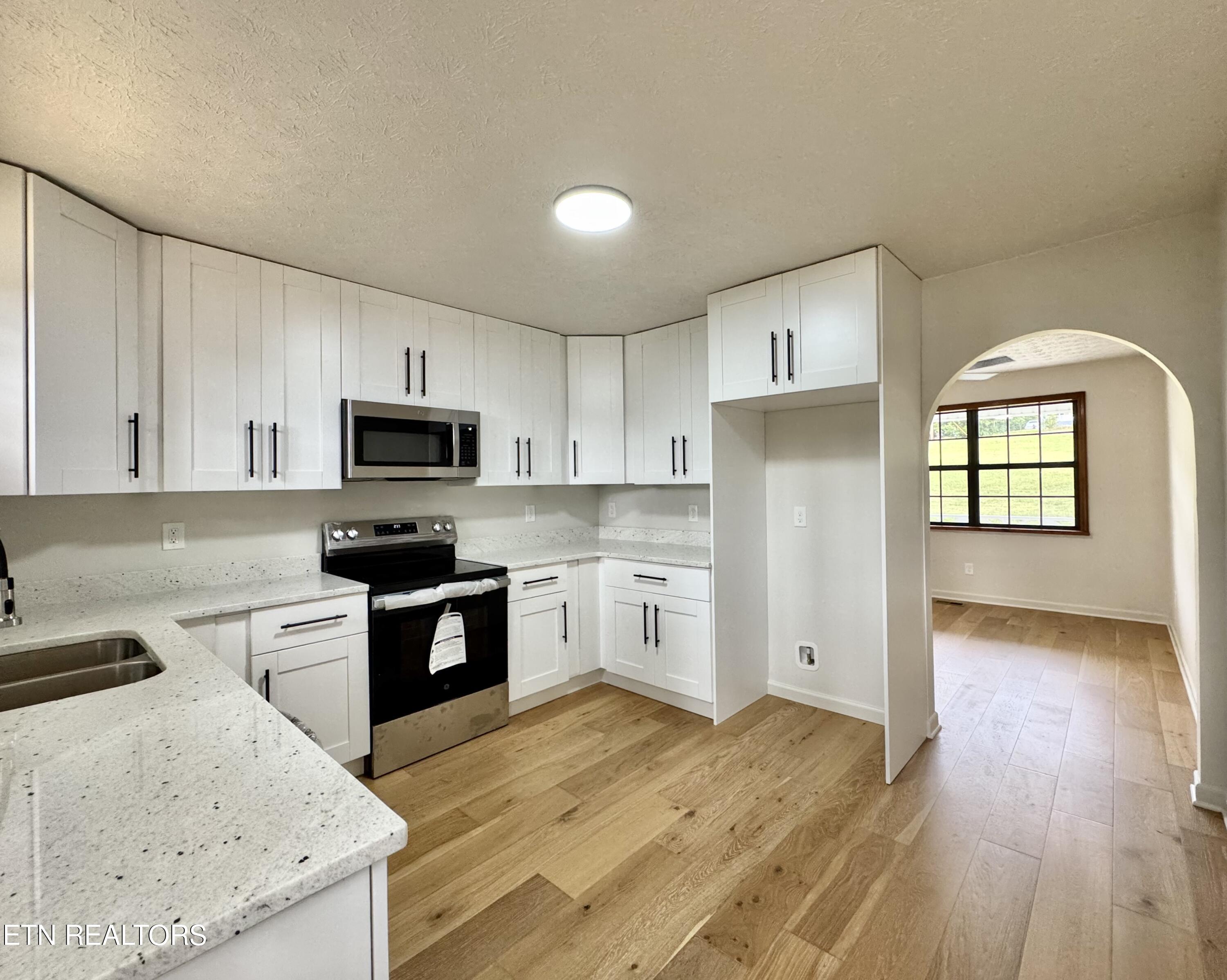 174 Hamil Road Friendsville TN 37737