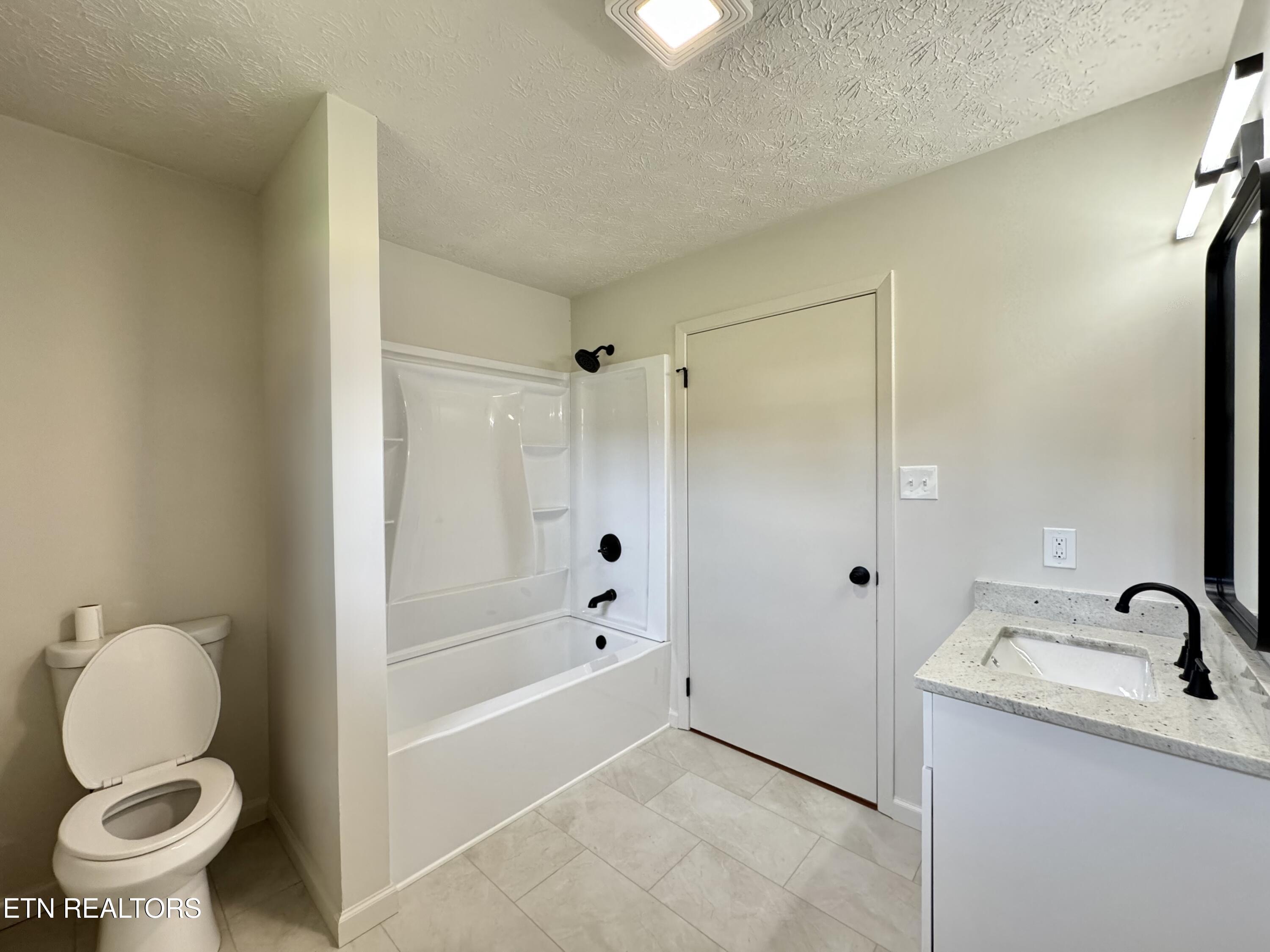 174 Hamil Road Friendsville TN 37737