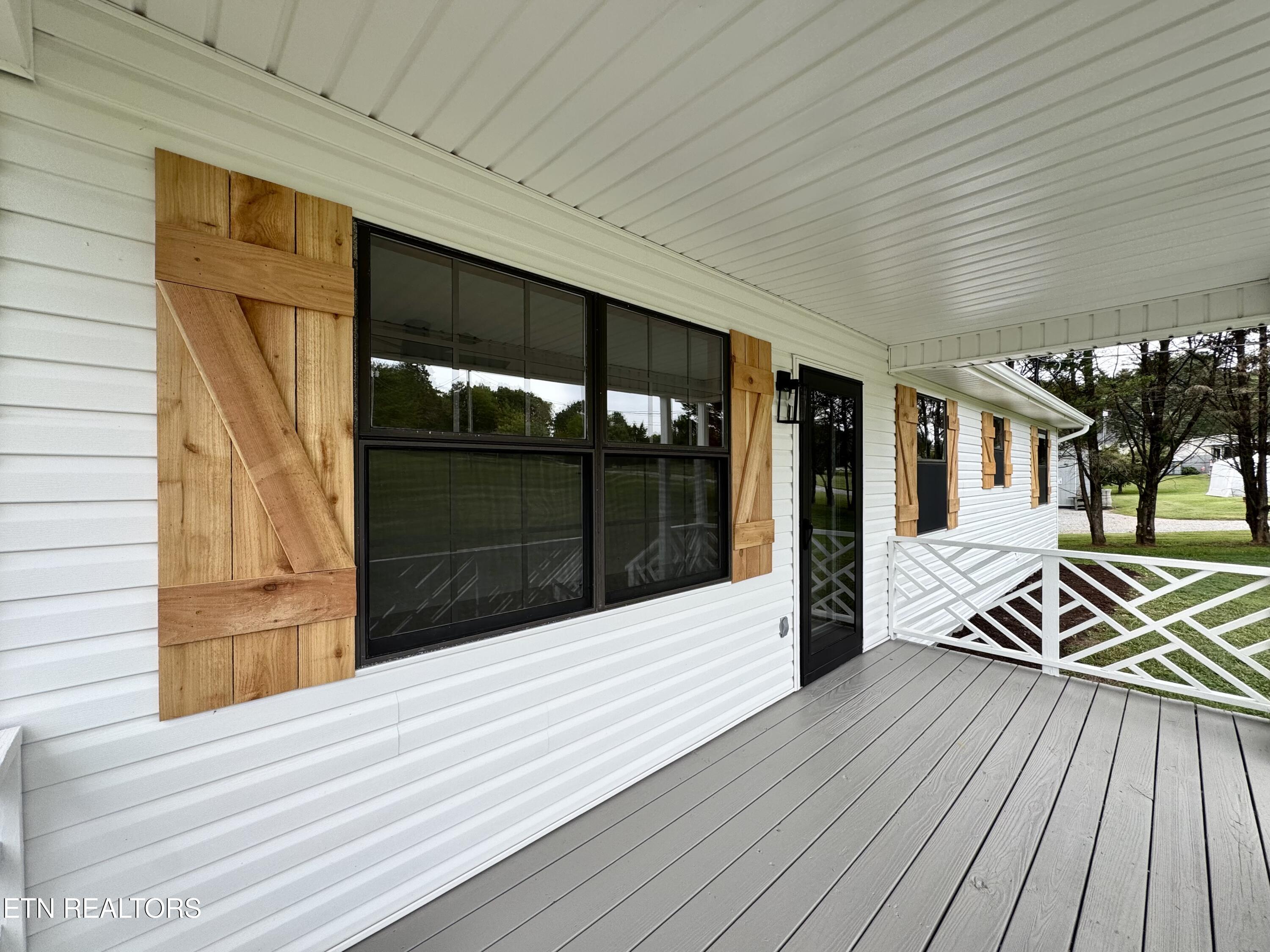 174 Hamil Road Friendsville TN 37737