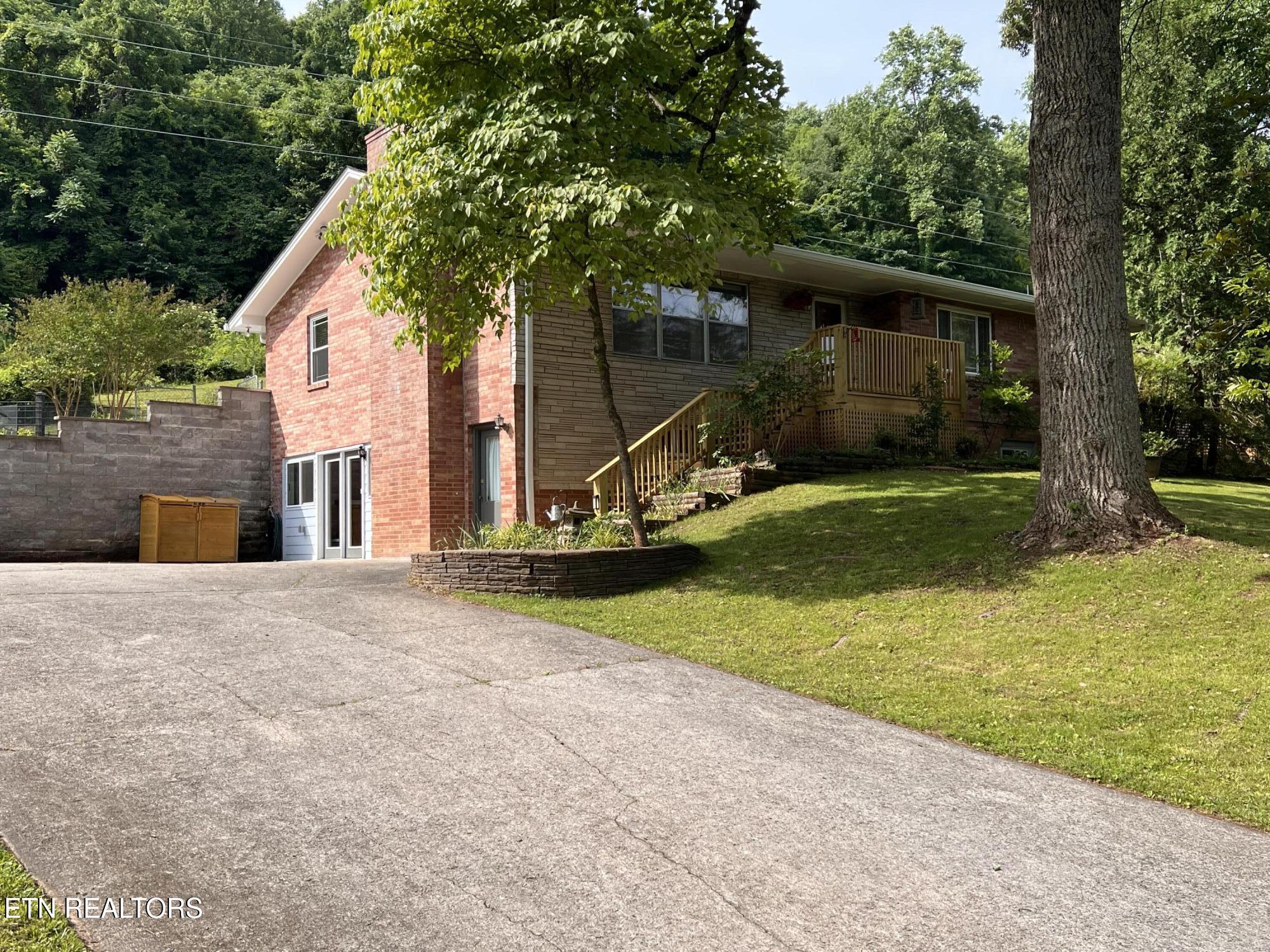 4220 Spar Drive Knoxville TN 37918