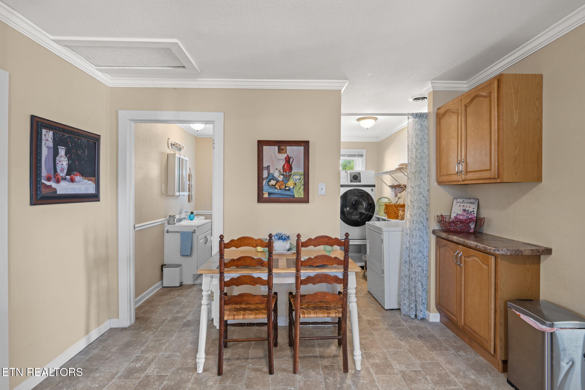 902 Fowler Street Clinton TN 37716
