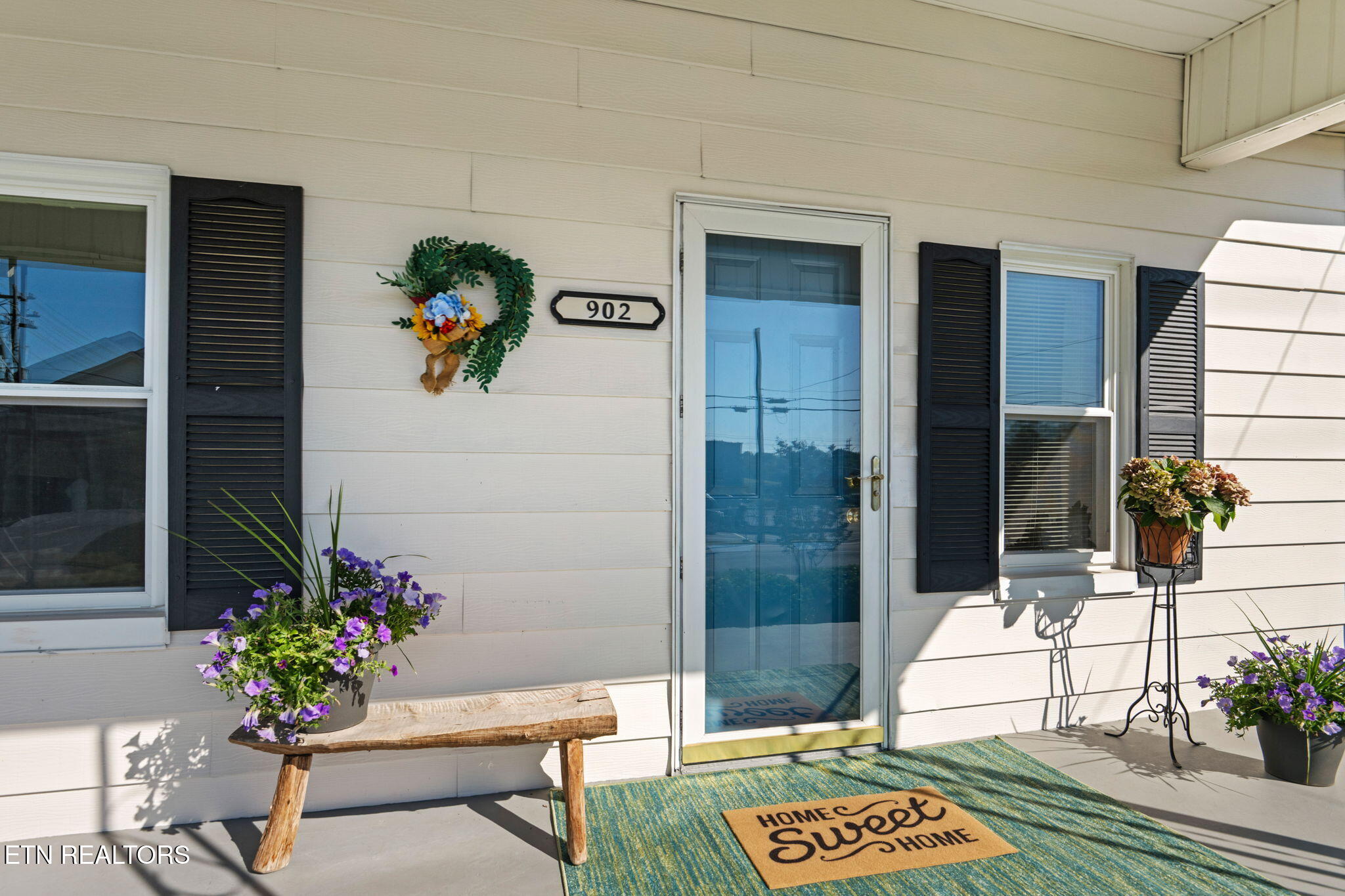 902 Fowler Street Clinton TN 37716