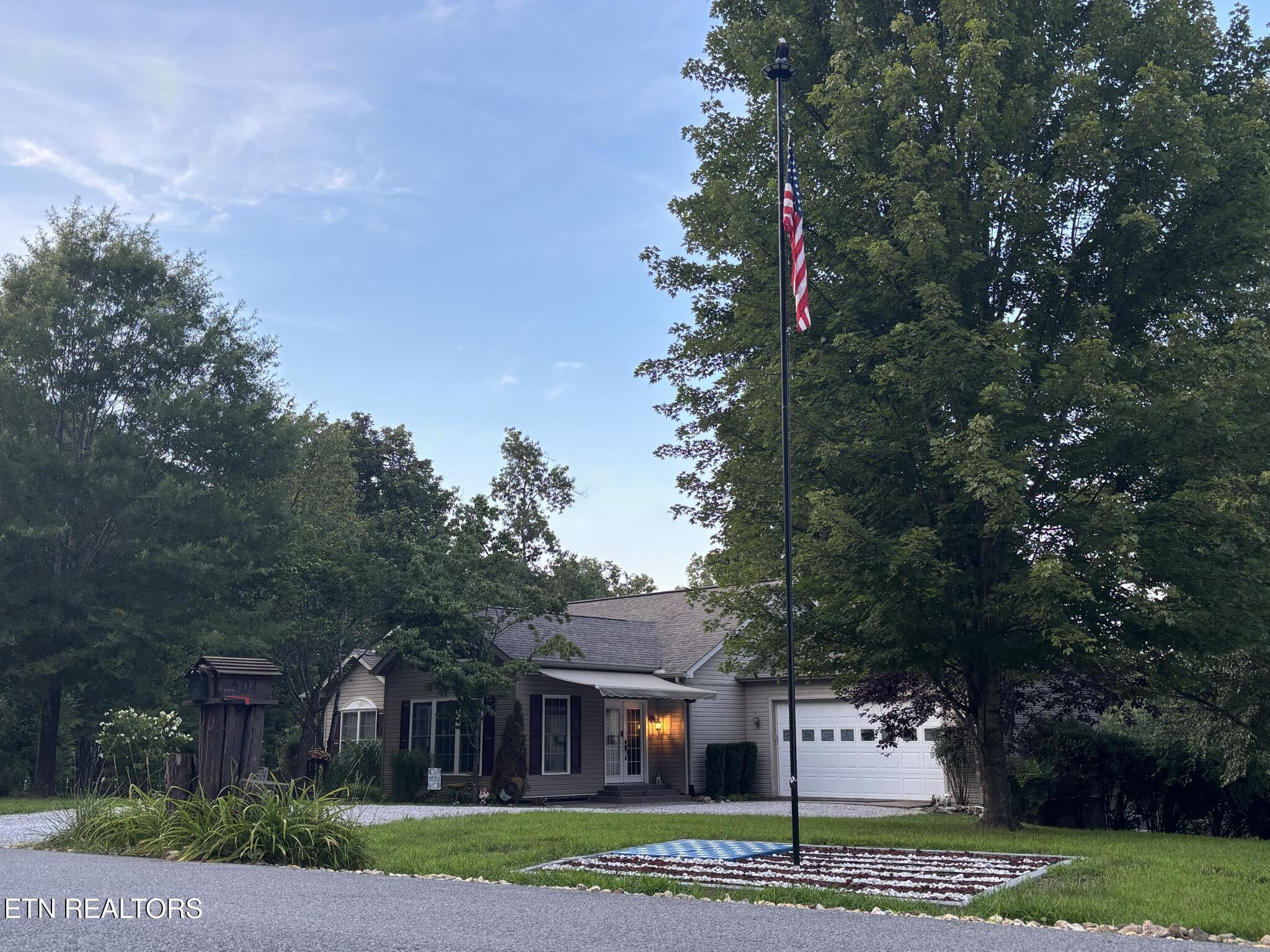 504 Ridge Top Drive Jamestown TN 38556