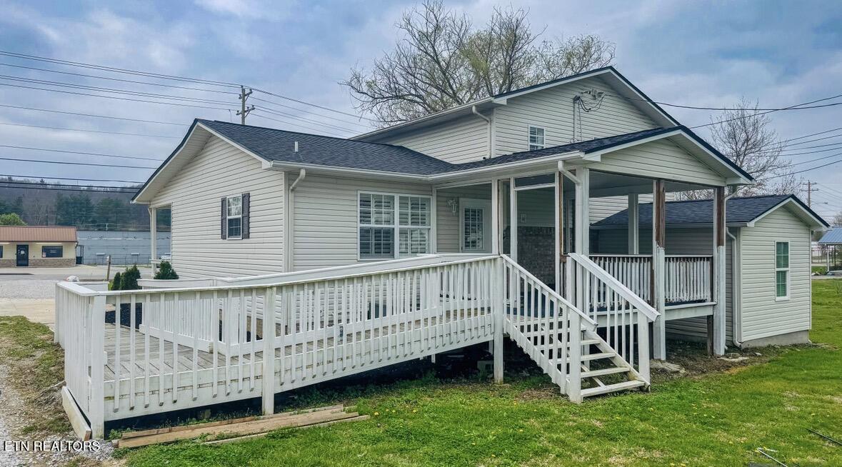 724 W 3rd Avenue Oneida TN 37841