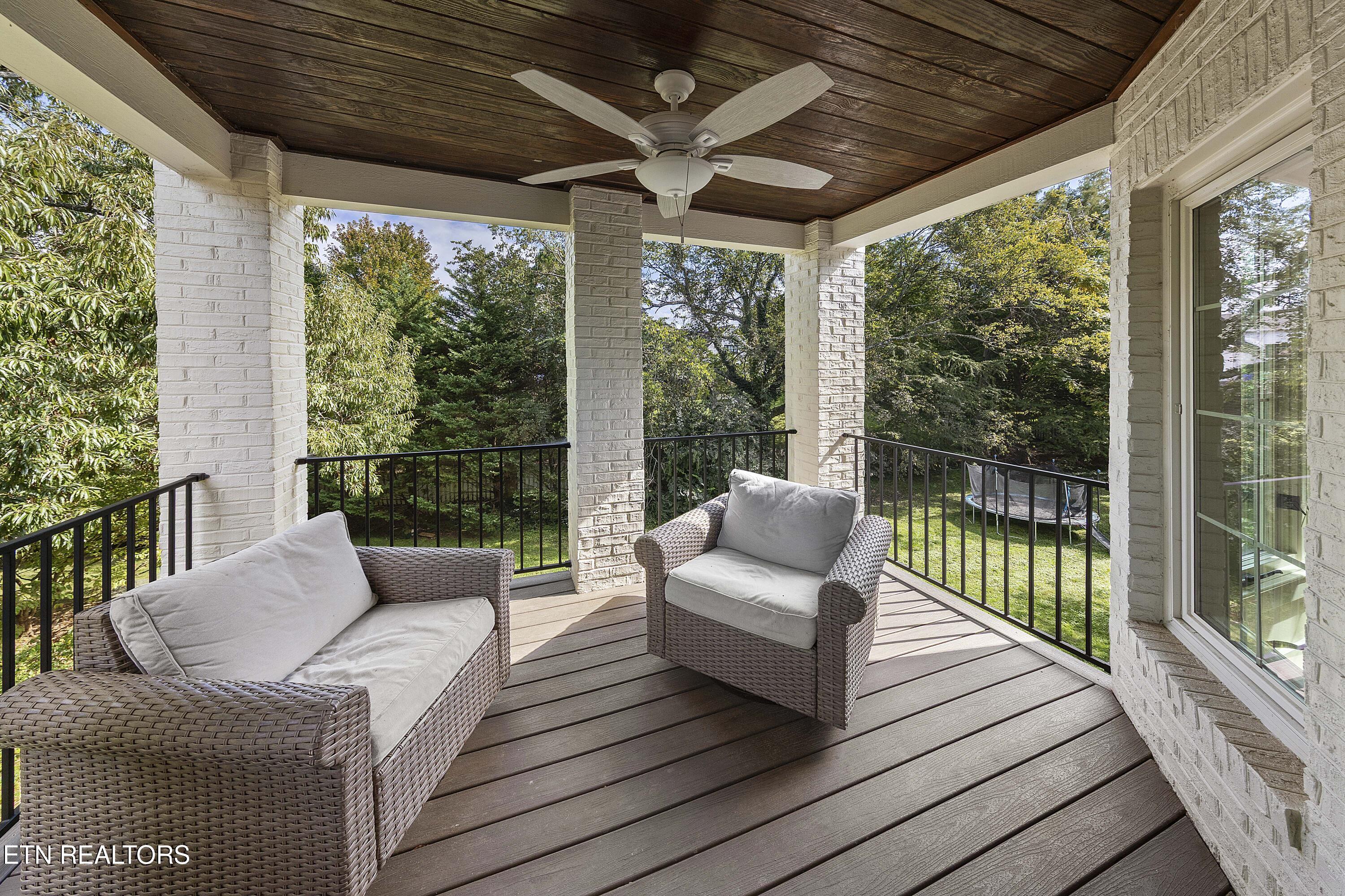 1906 Heron Cove Drive Knoxville TN 37922