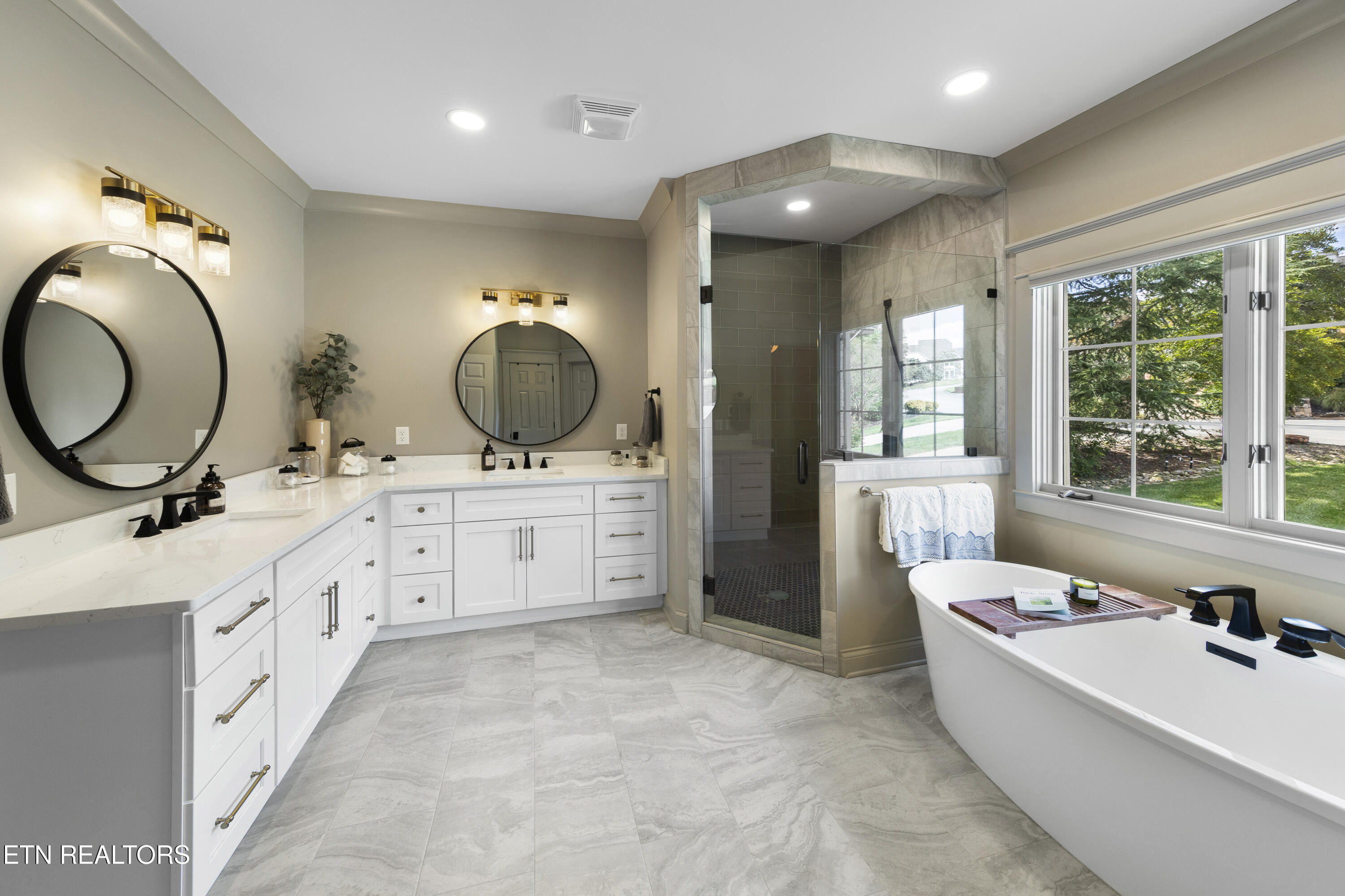 1906 Heron Cove Drive Knoxville TN 37922