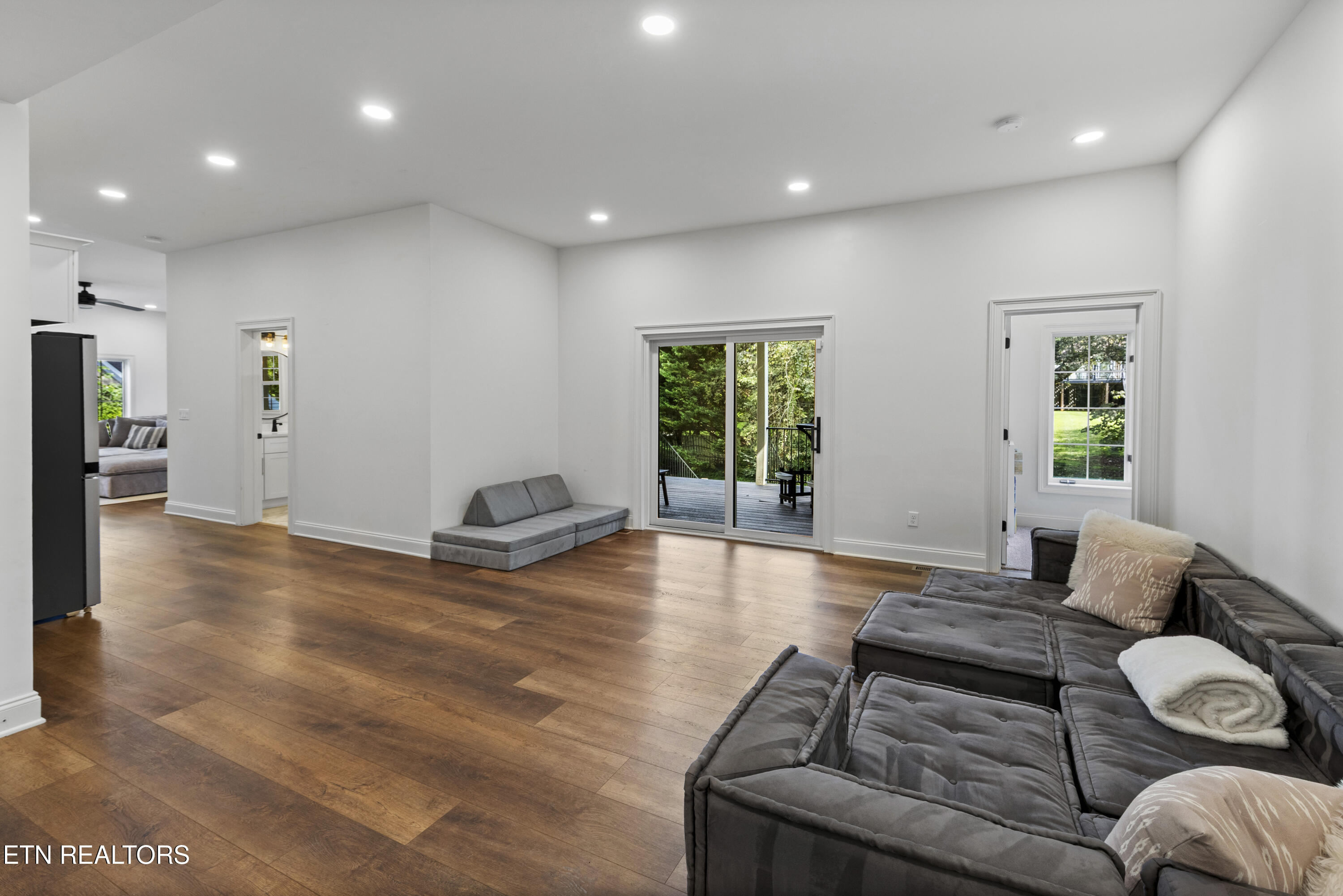 1906 Heron Cove Drive Knoxville TN 37922