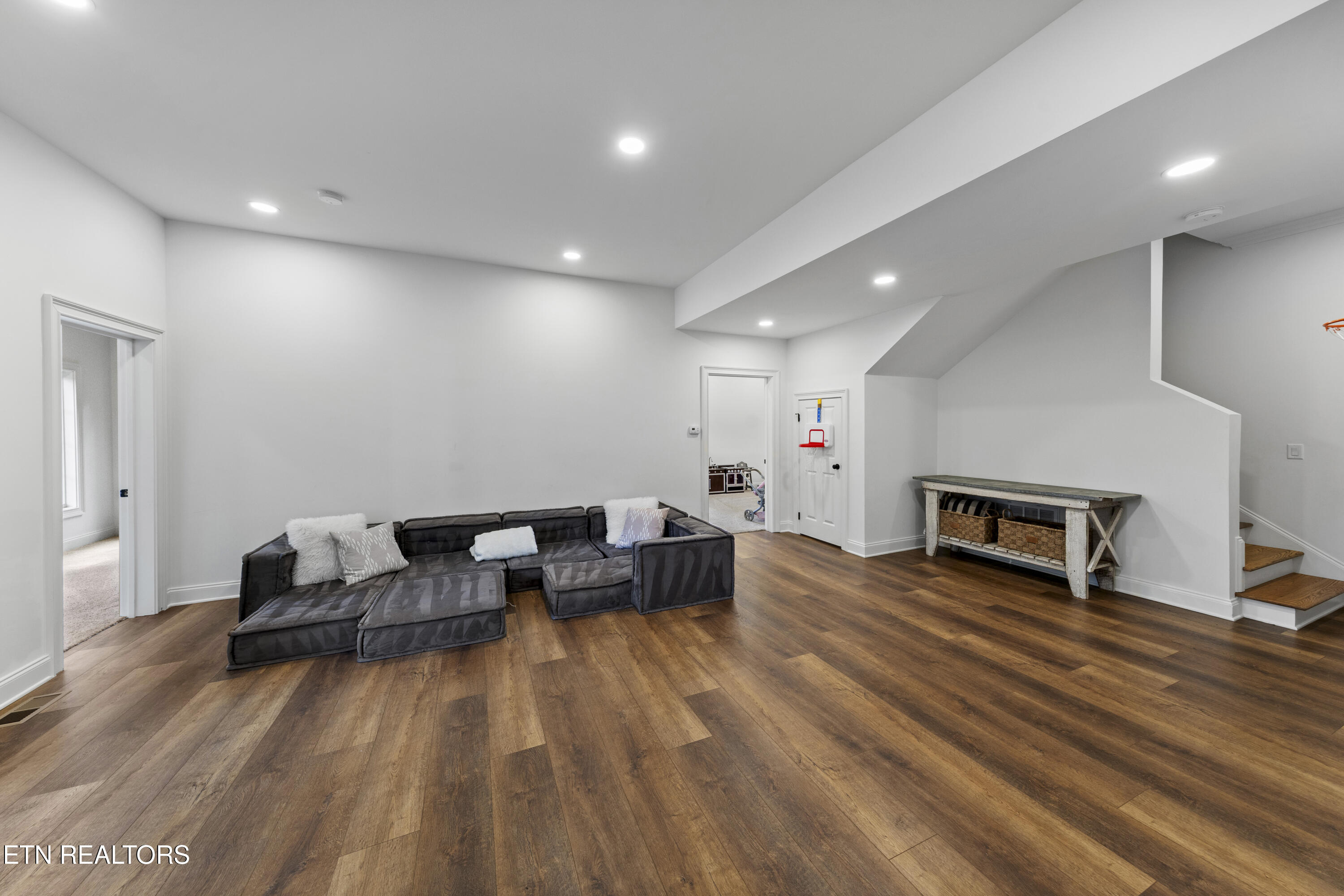 1906 Heron Cove Drive Knoxville TN 37922