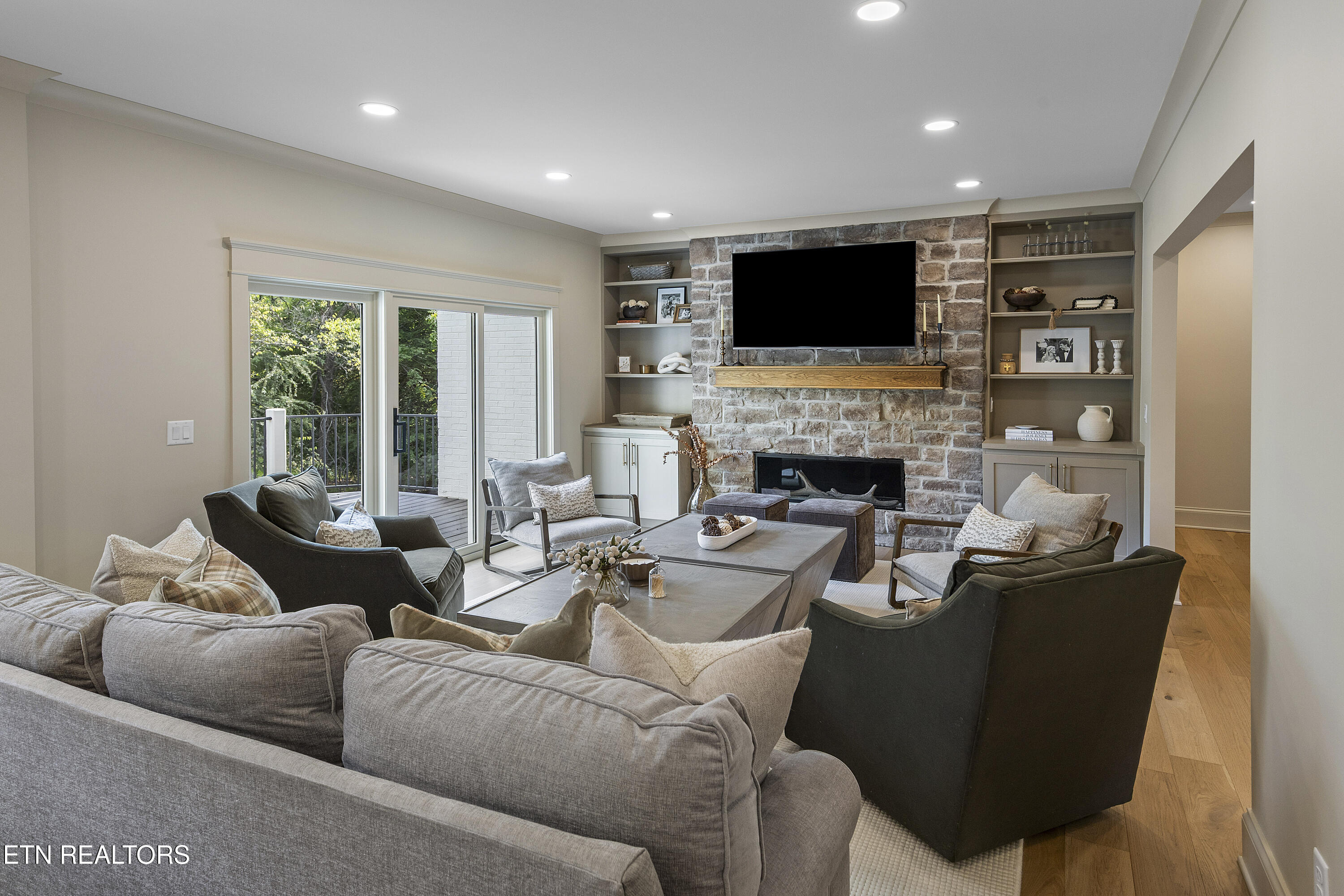 1906 Heron Cove Drive Knoxville TN 37922