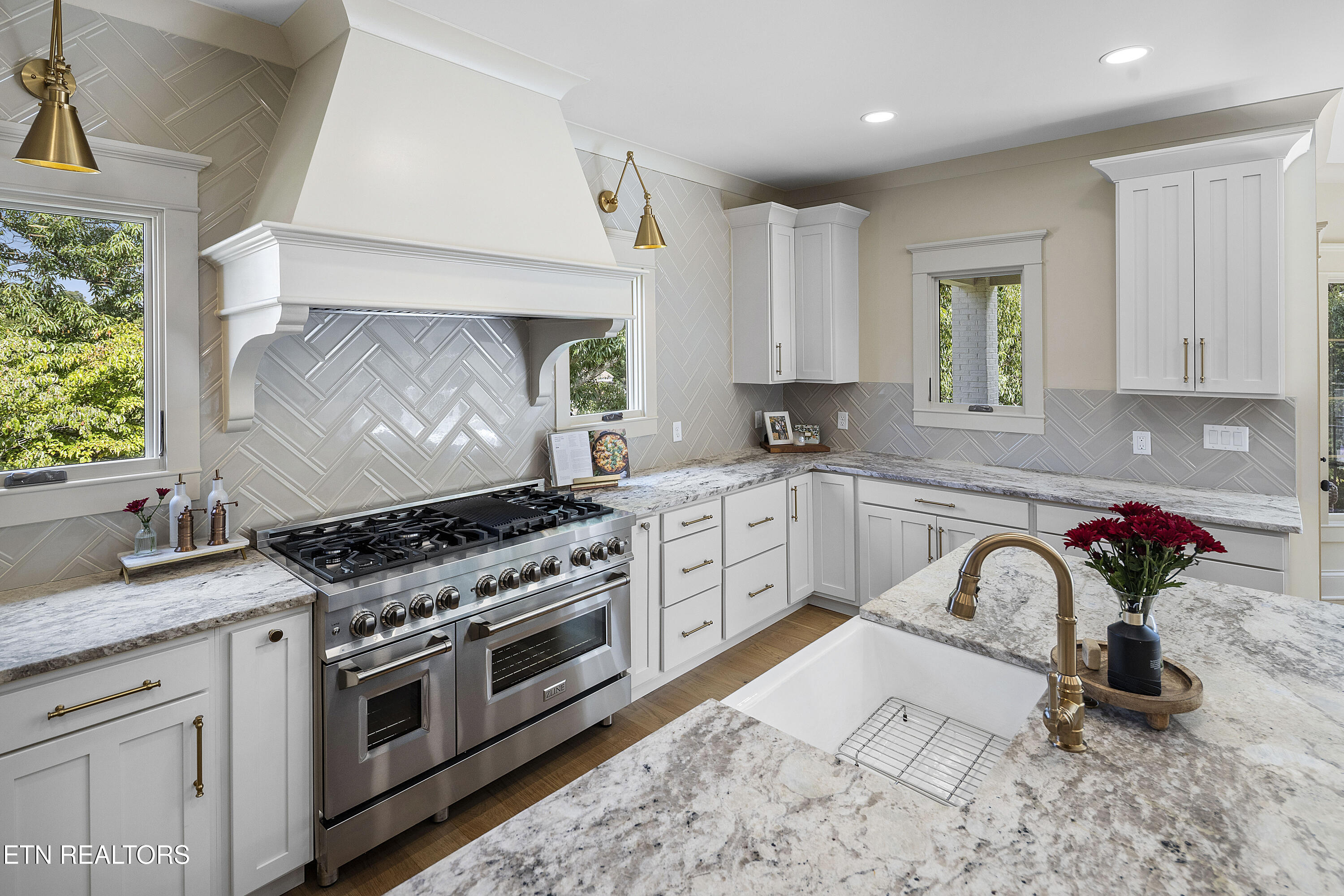 1906 Heron Cove Drive Knoxville TN 37922