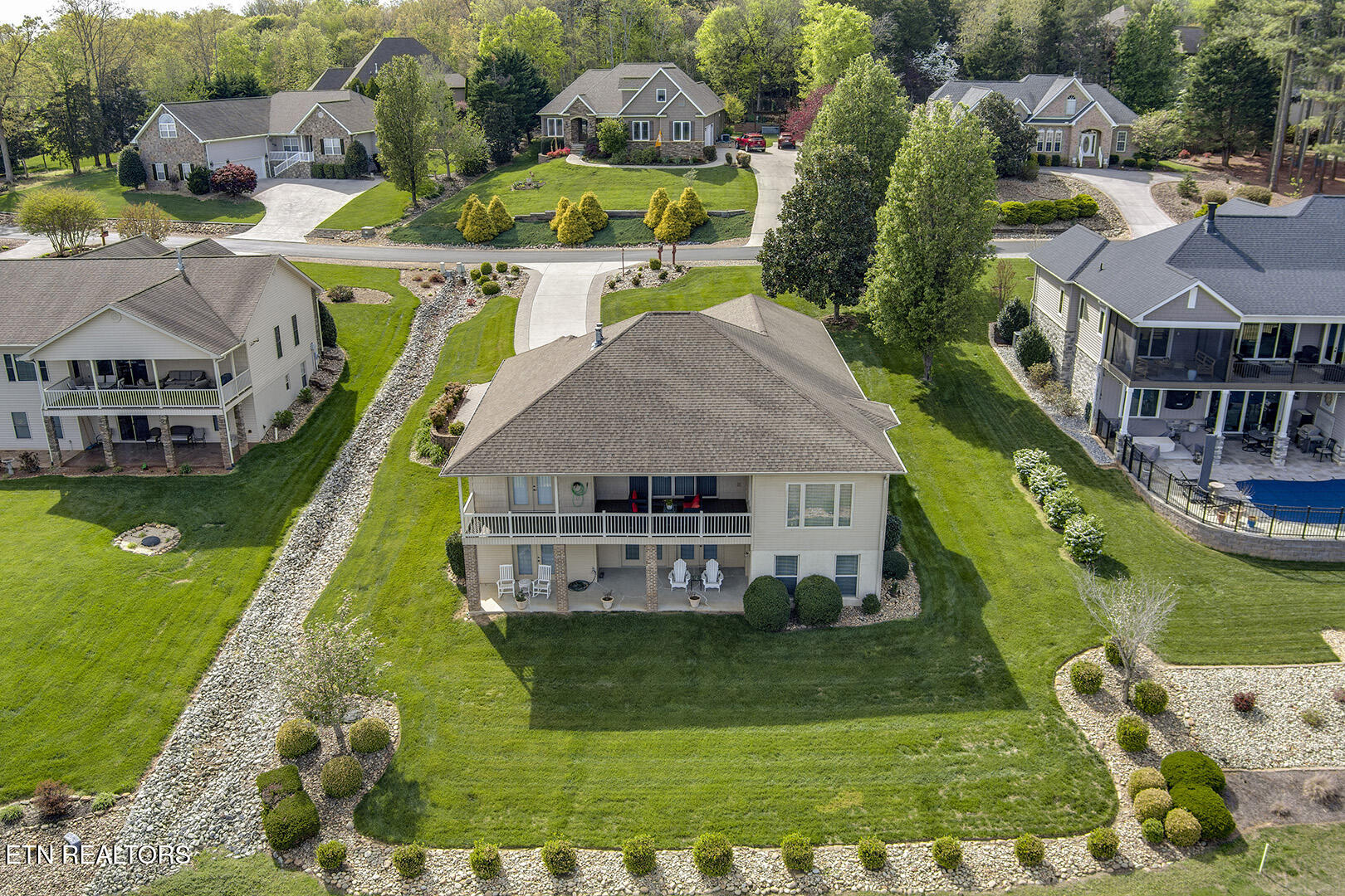 424 Wewoka Circle Loudon TN 37774
