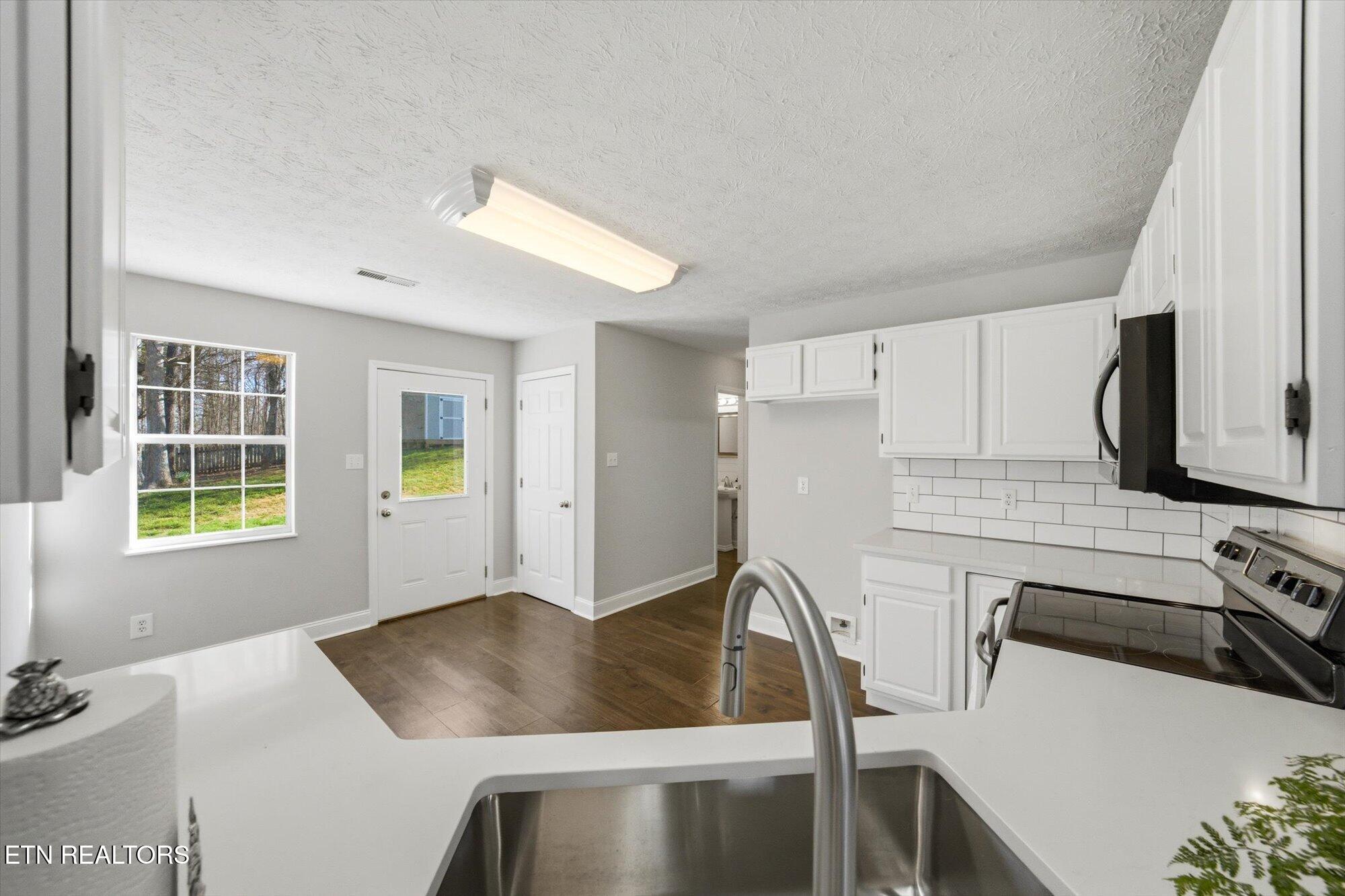 8212 Foxworth Trail Powell TN 37849