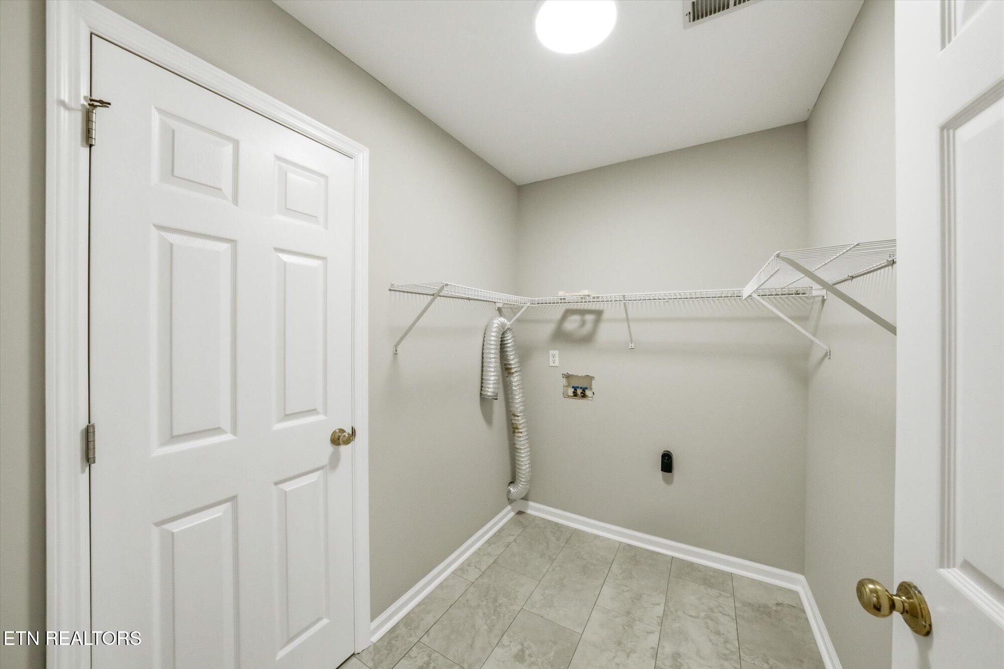 8212 Foxworth Trail Powell TN 37849