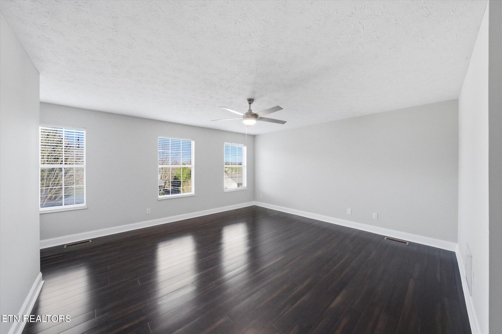 8212 Foxworth Trail Powell TN 37849