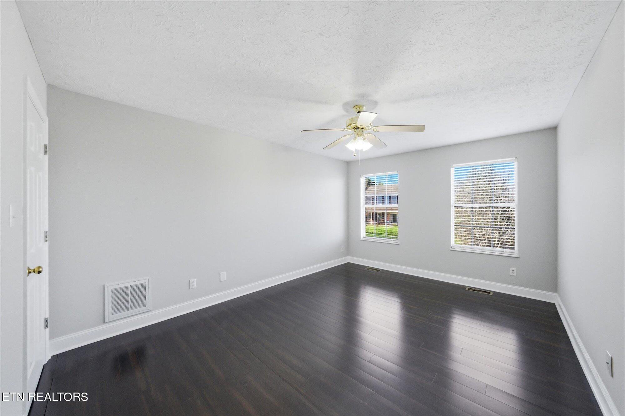 8212 Foxworth Trail Powell TN 37849