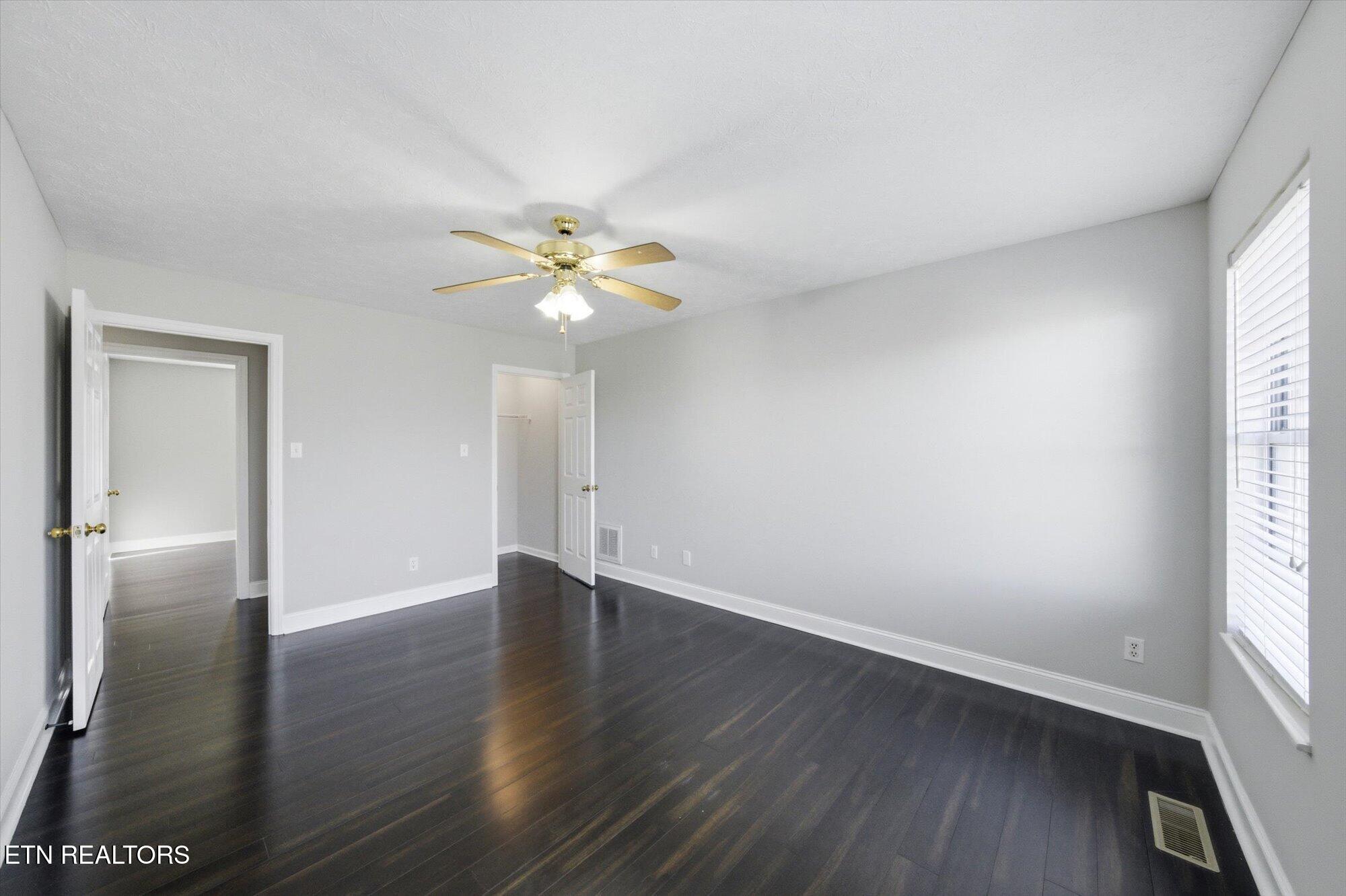 8212 Foxworth Trail Powell TN 37849