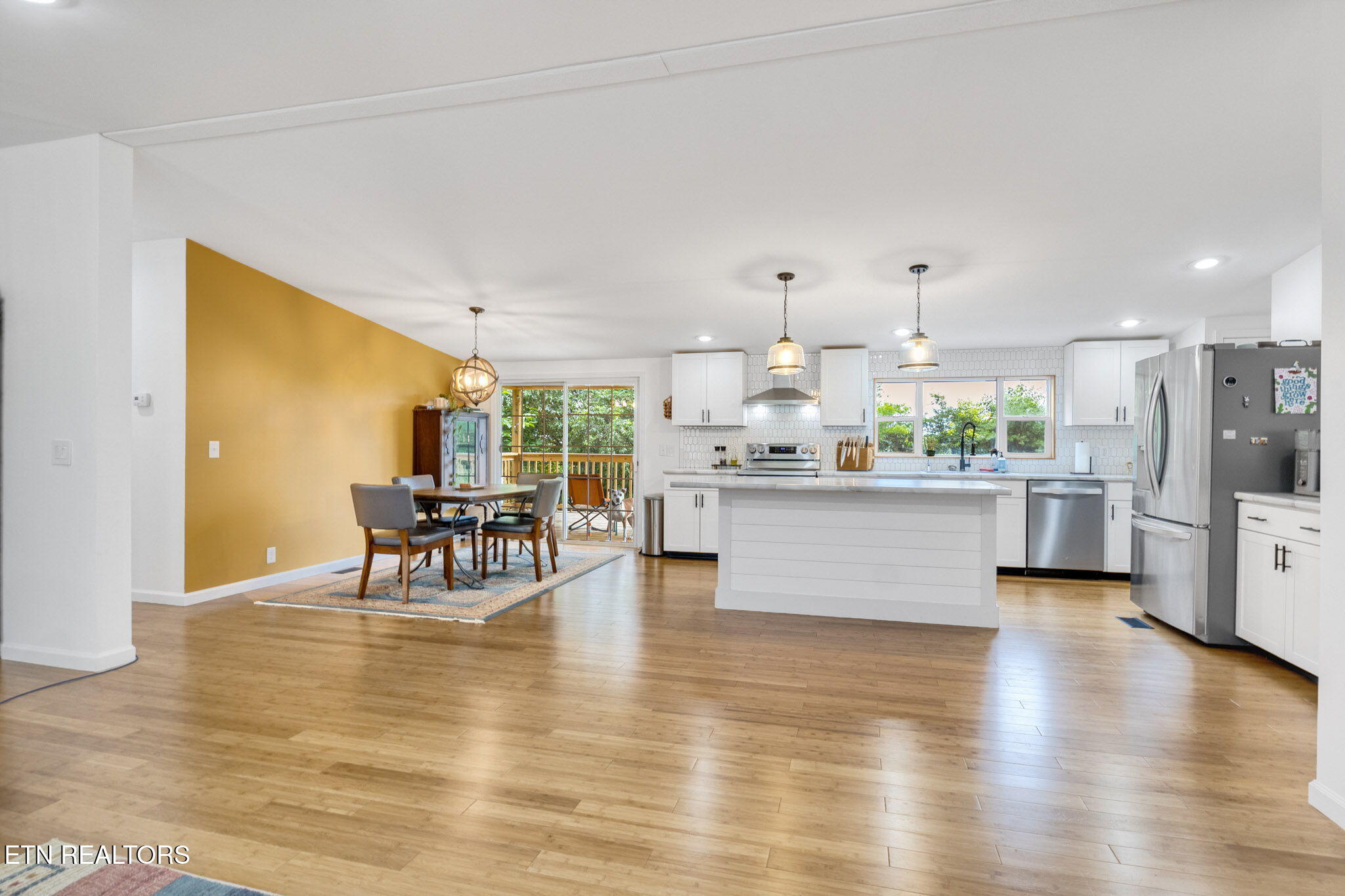 802 Holbert Lane Kodak TN 37764